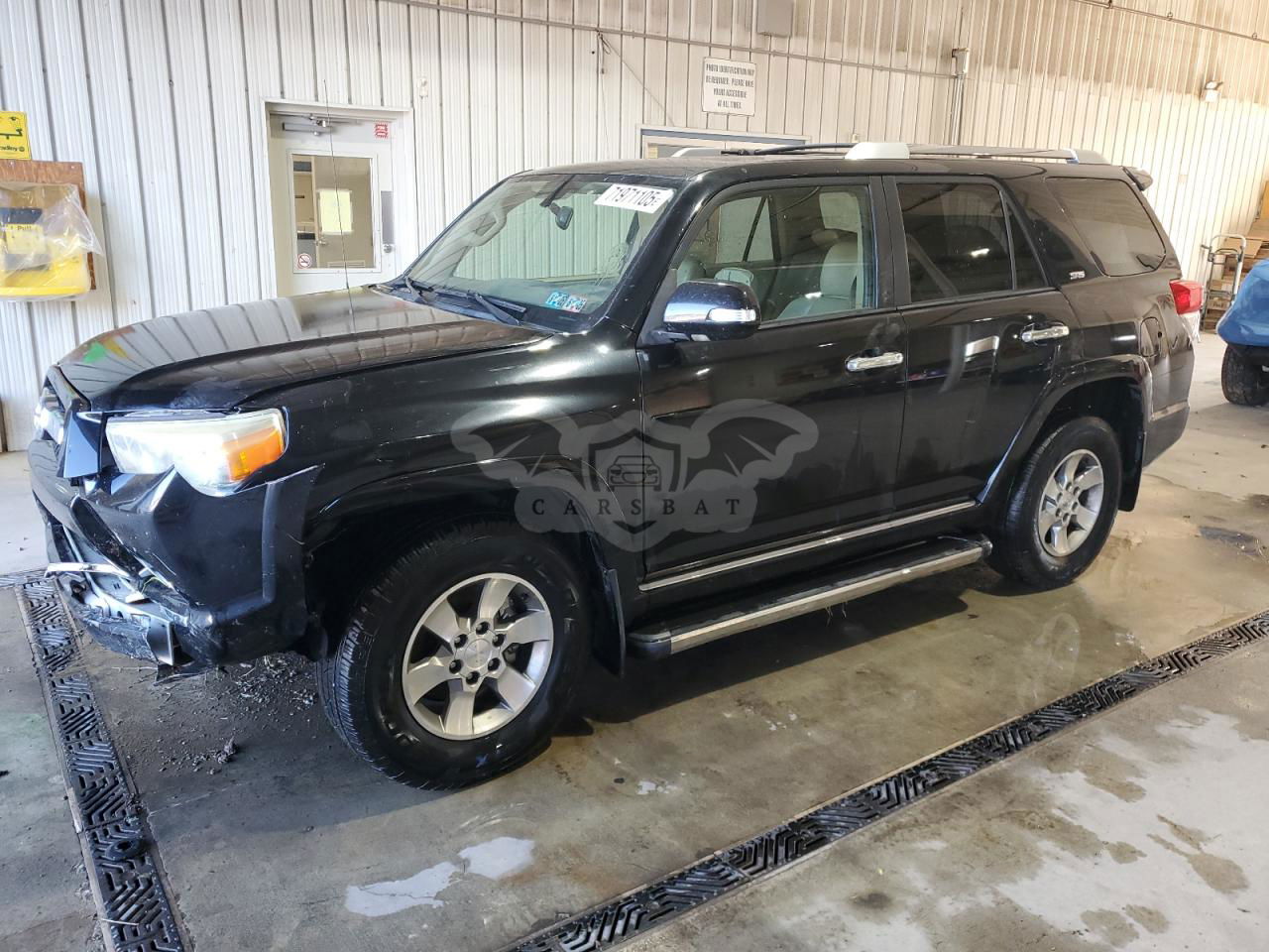 Toyota 4Runner SR5 4.0L  6 2011