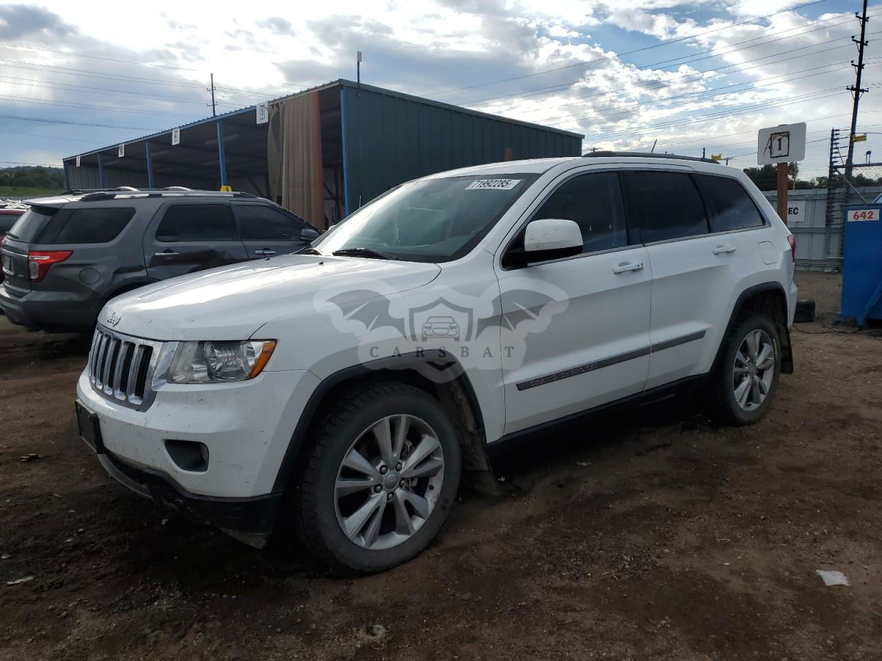 Jeep Grand Cherokee LAREDO 3.6L  6 2013