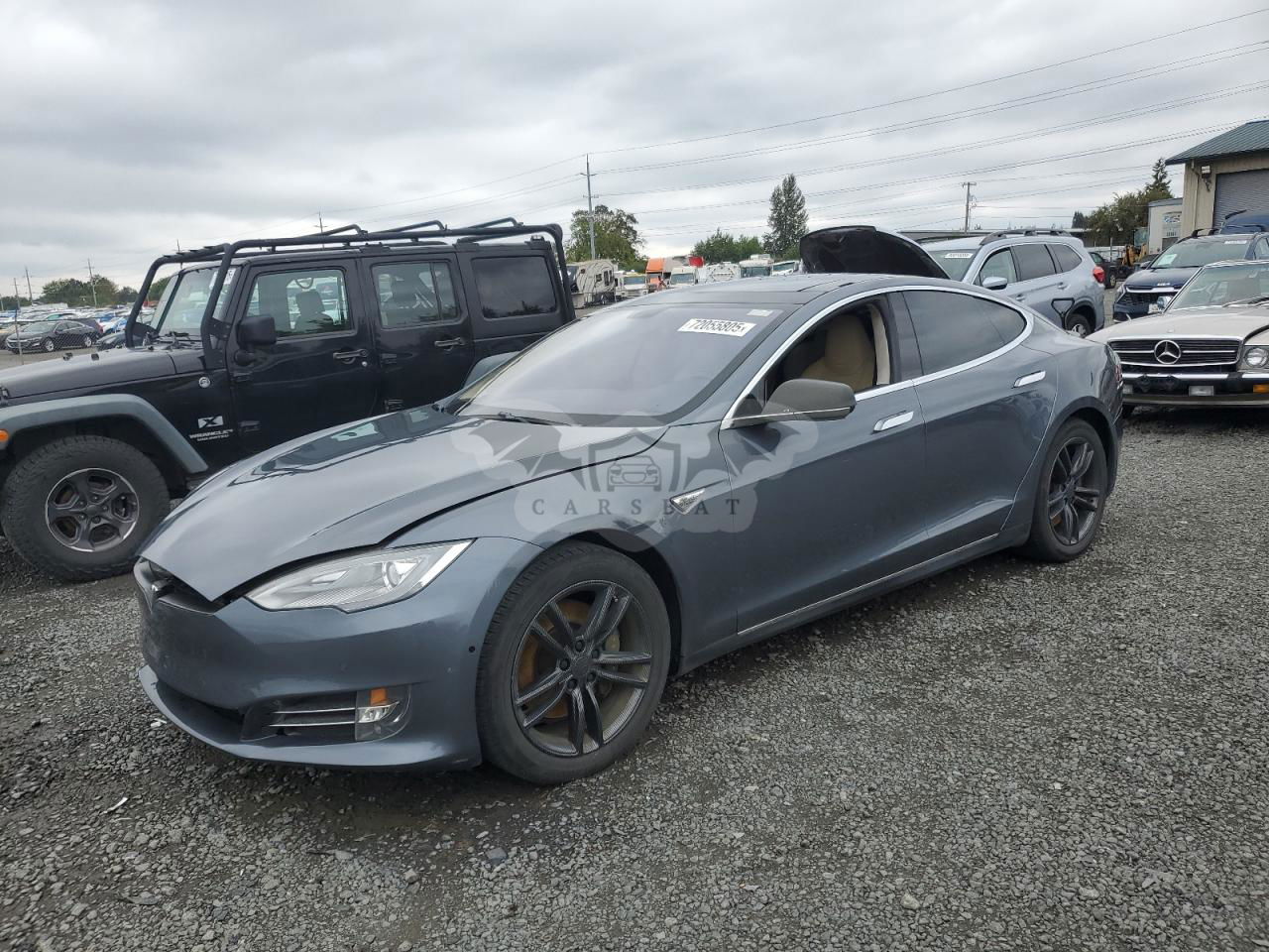 Tesla Model S 2013