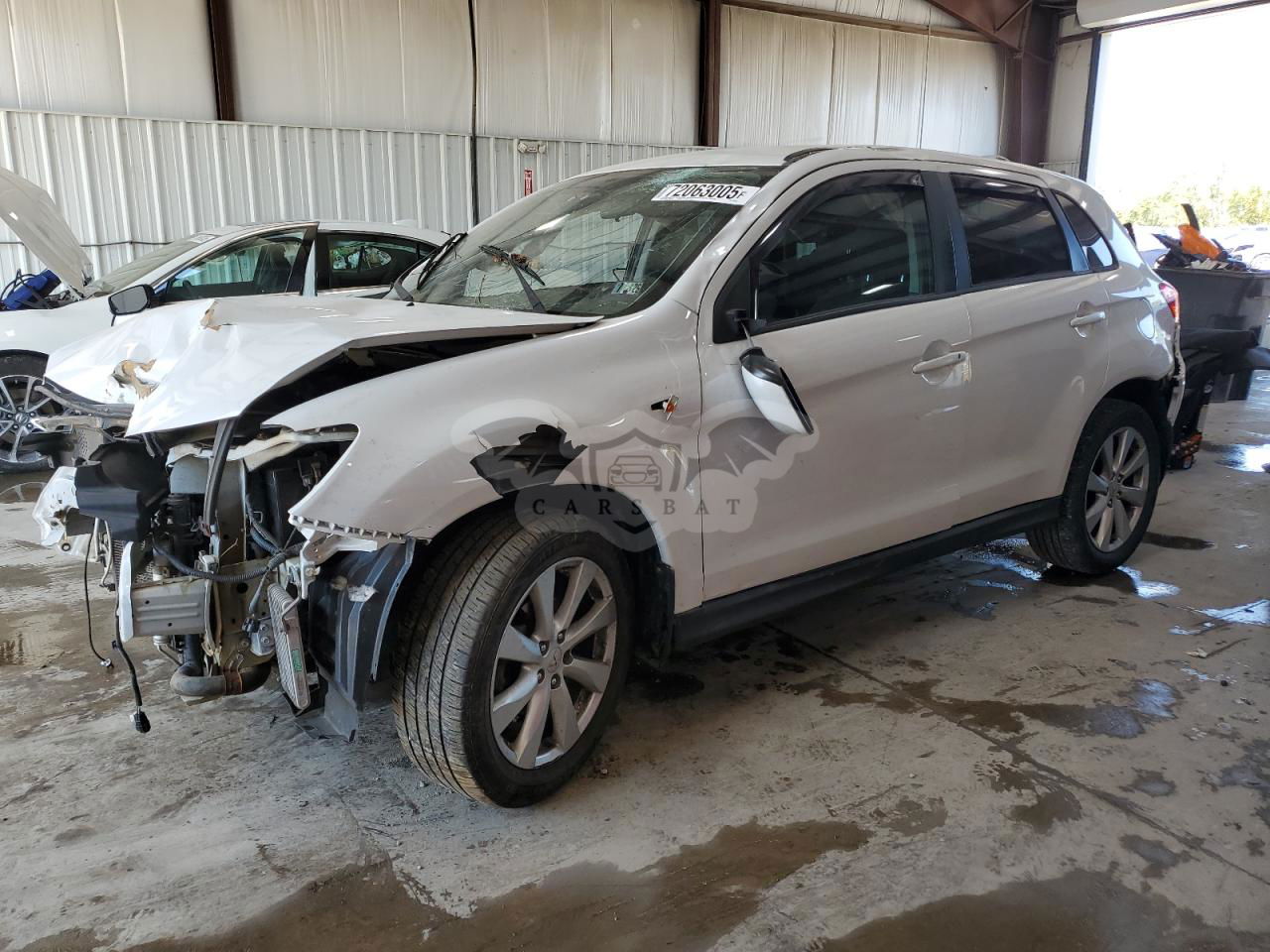 Mitsubishi Outlander ES 2.0L  4 2015