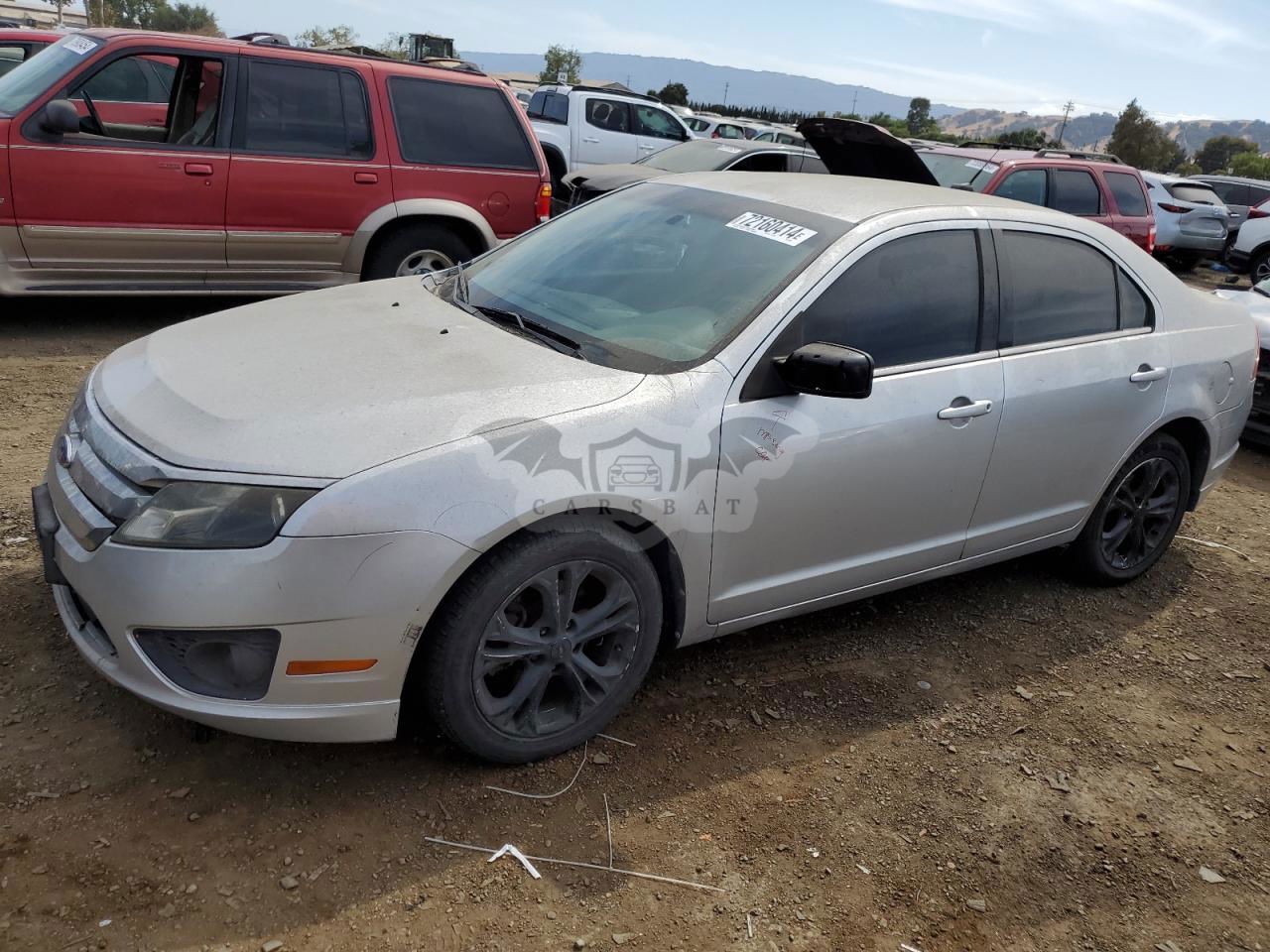 Ford Fusion SE 2.5L  4 2012