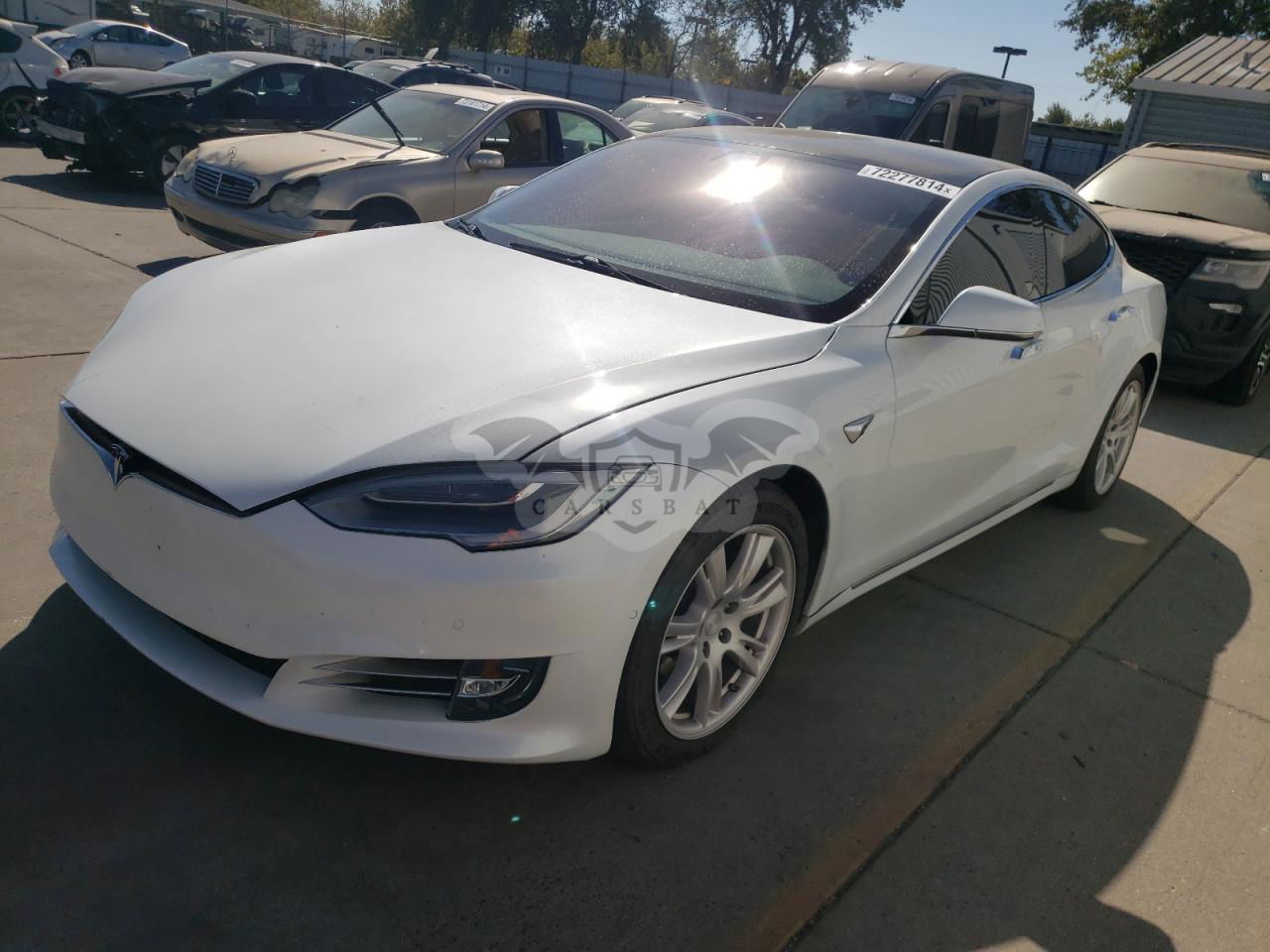 Tesla Model S 2020