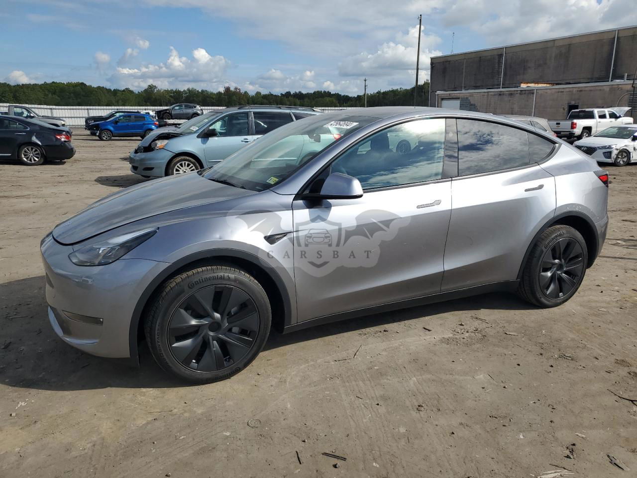 Tesla Model Y 2024