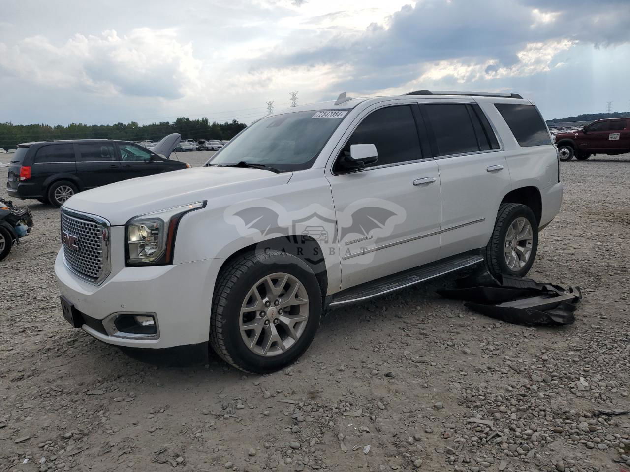GMC Yukon DENALI 6.2L  8 2016