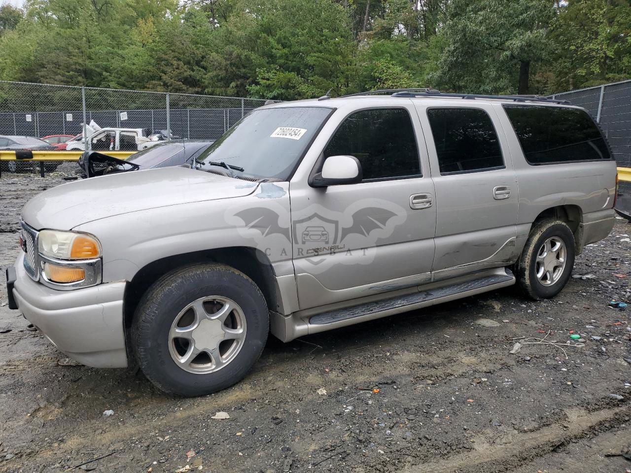 GMC Yukon DENALI 6.0L  8 2005