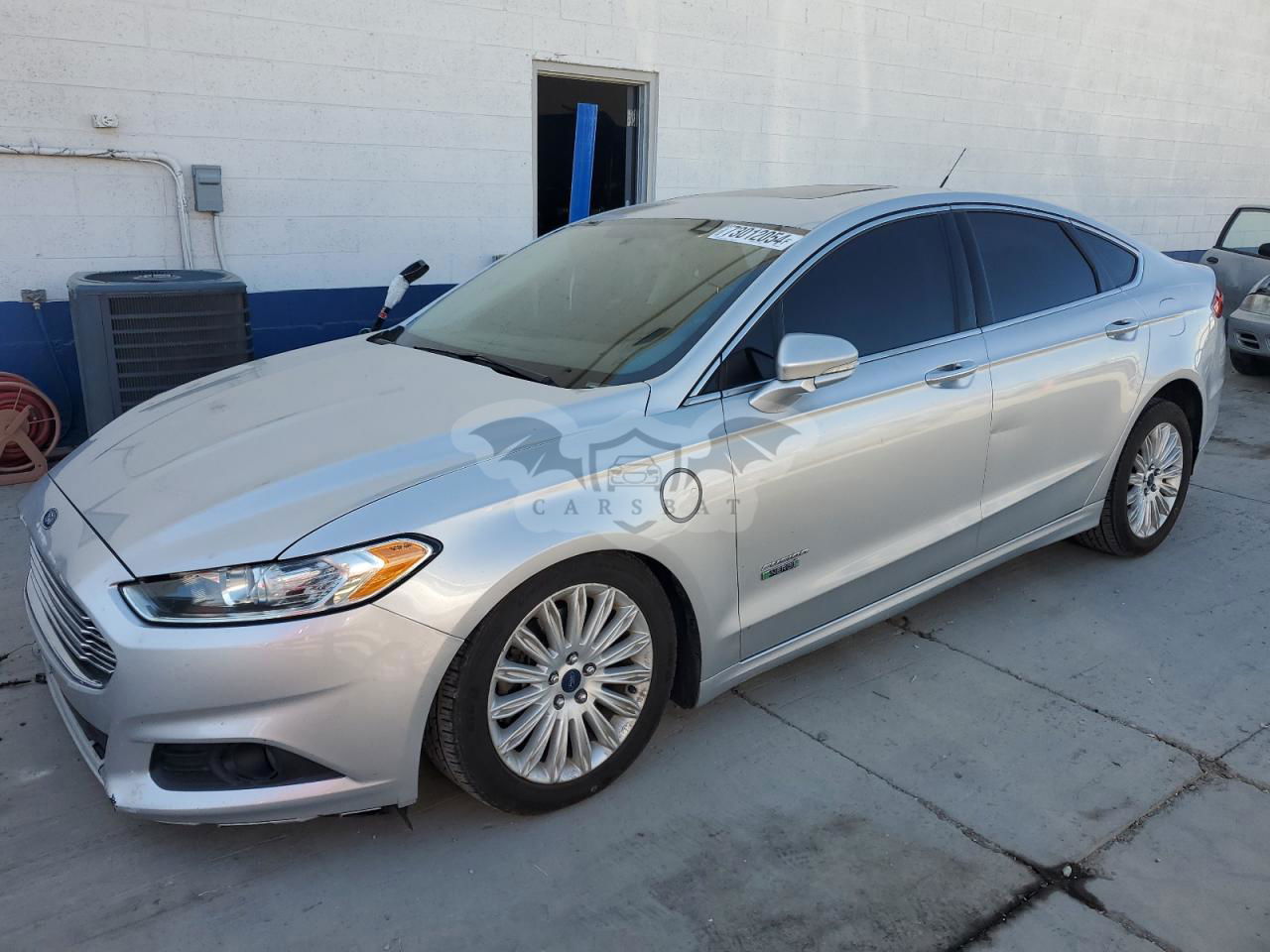 Ford Fusion SE PHEV 2.0L  4 2016