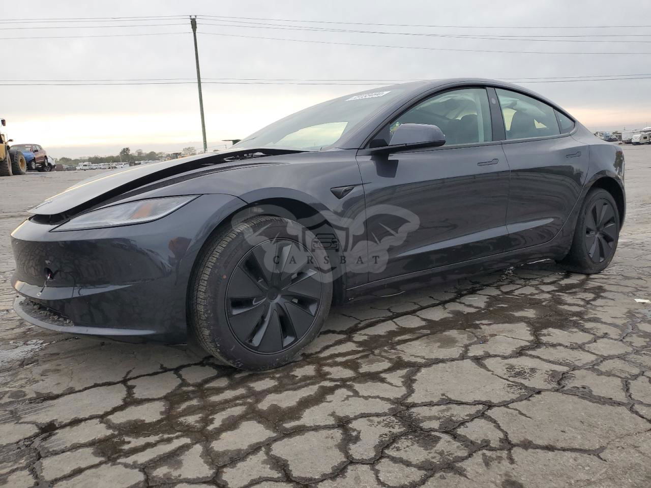 Tesla Model 3 2024
