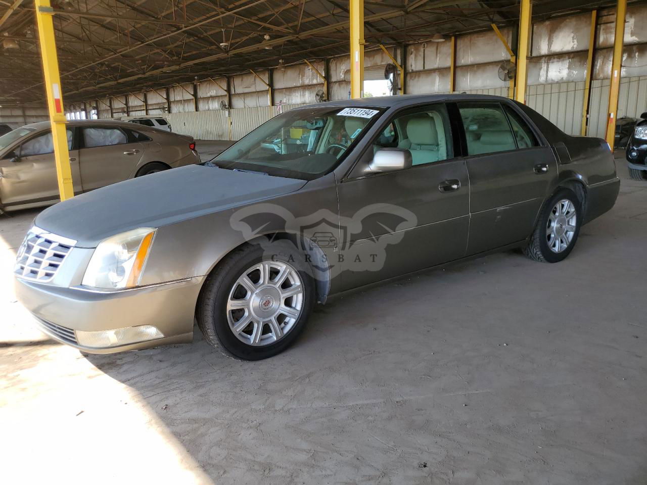 Cadillac DTS 4.6L  8 2010
