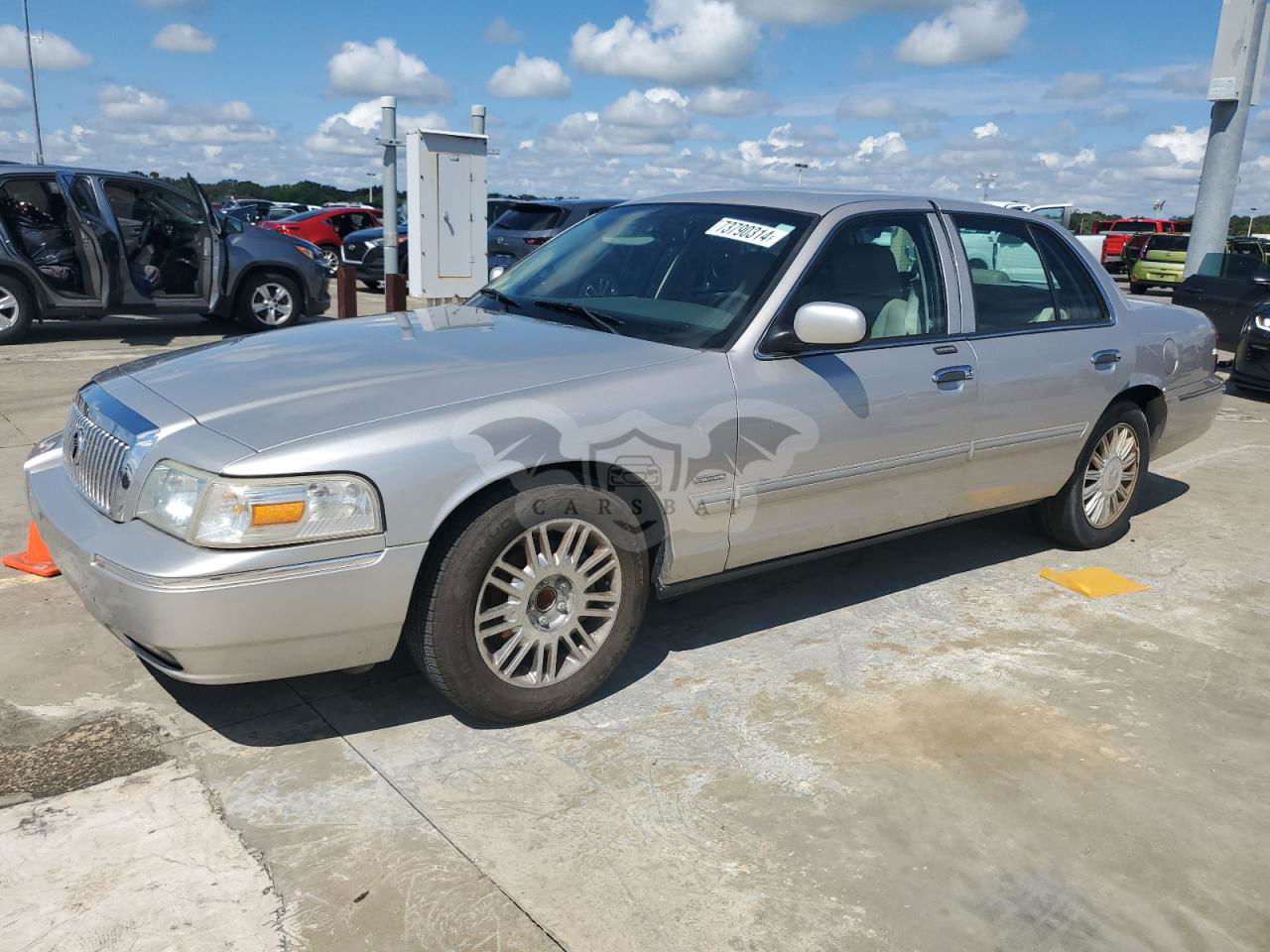 Mercury Grand Marquis LS 4.6L  8 2010