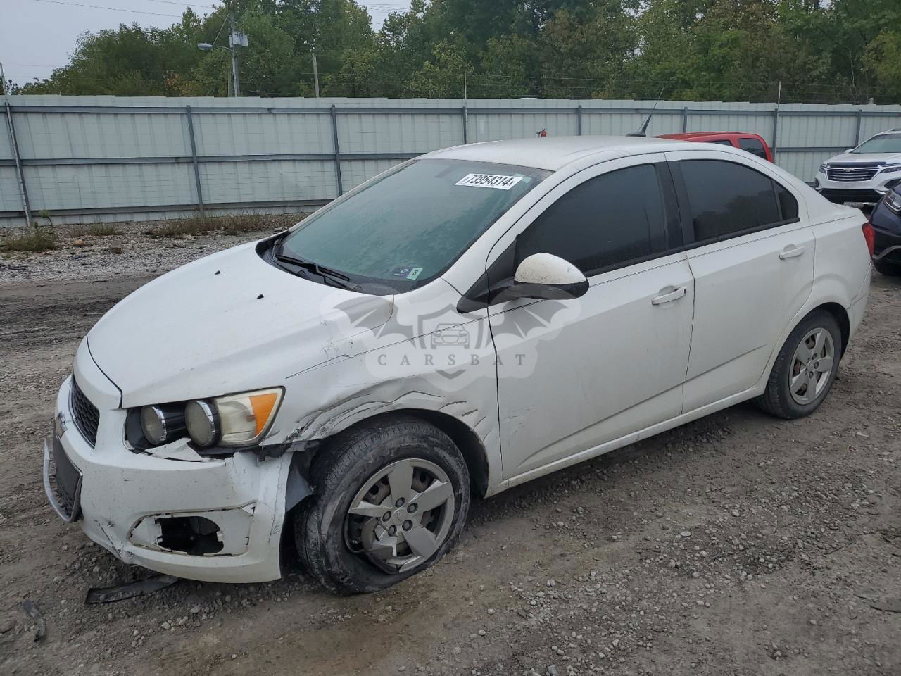 Chevrolet Aveo (Sonic) LS 1.8L  4 2014