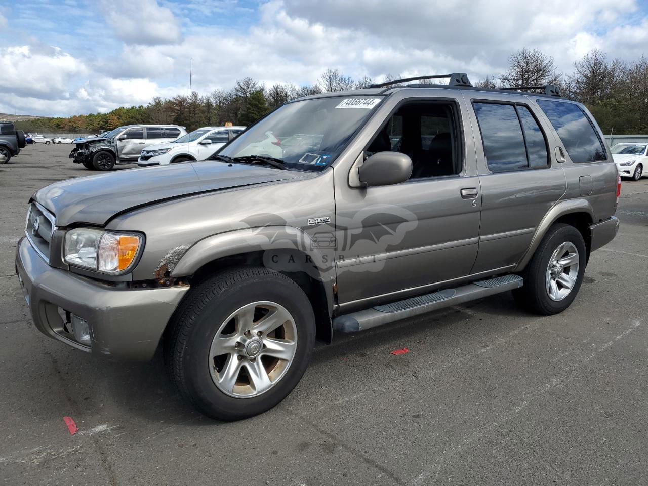 Nissan Pathfinder LE 3.5L  6 2004