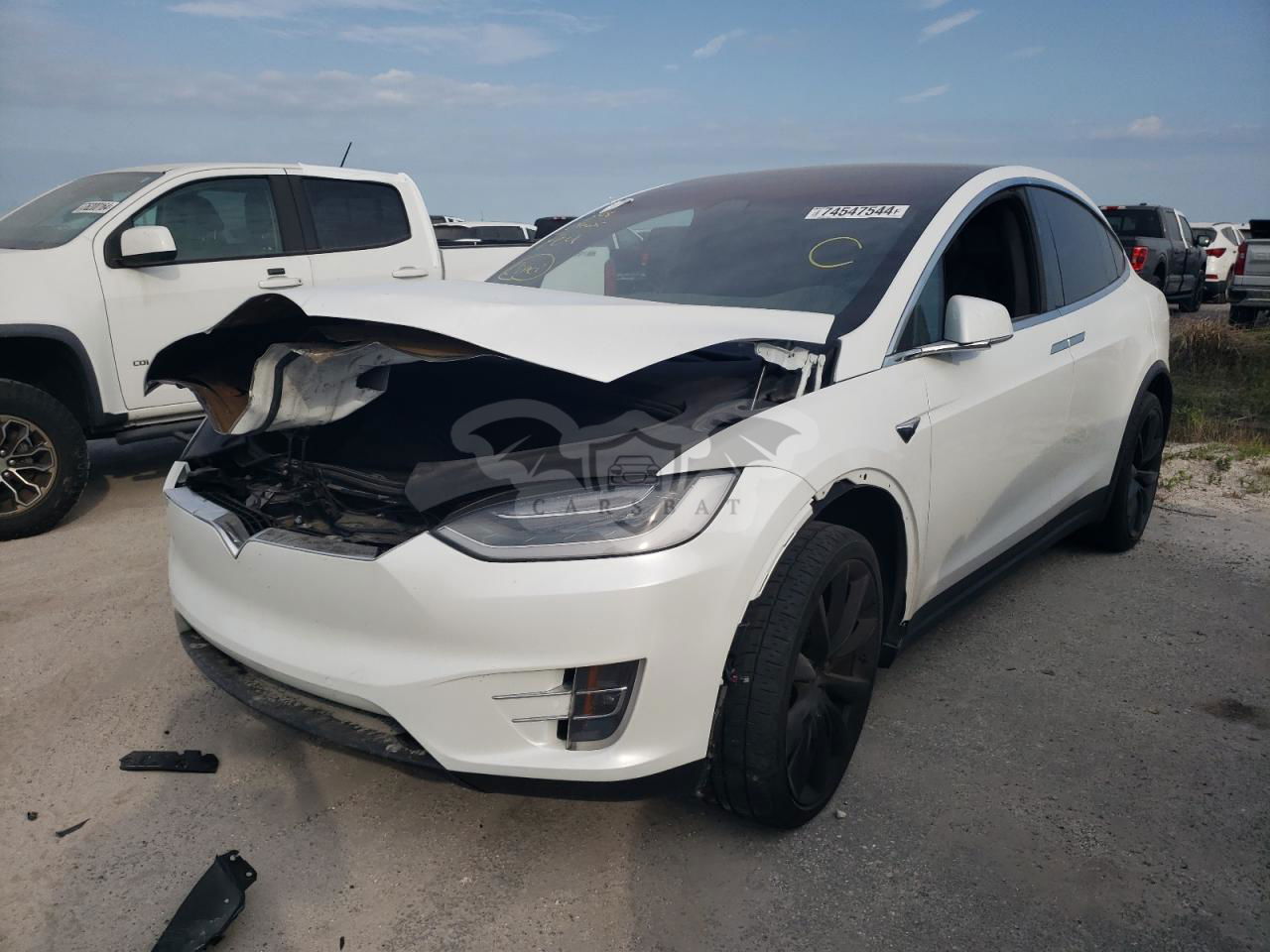 Tesla Model X 2021