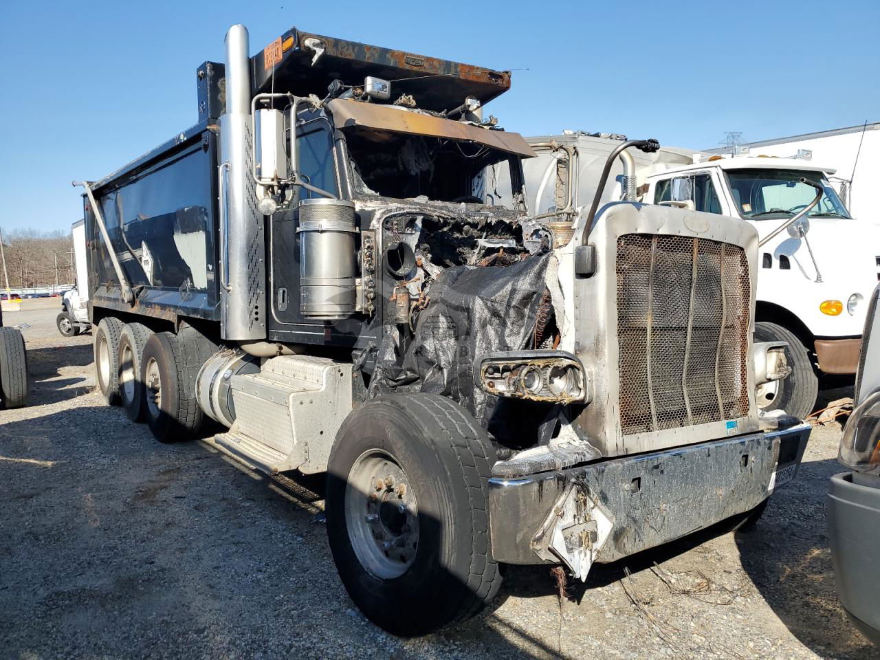 Peterbilt 388 15.0L  6 2014