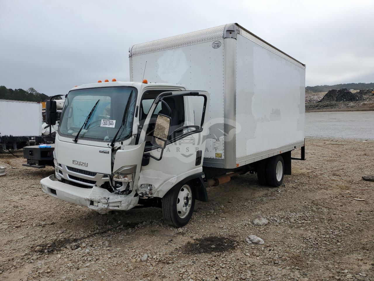 Isuzu NPR 6.6L  8 2023