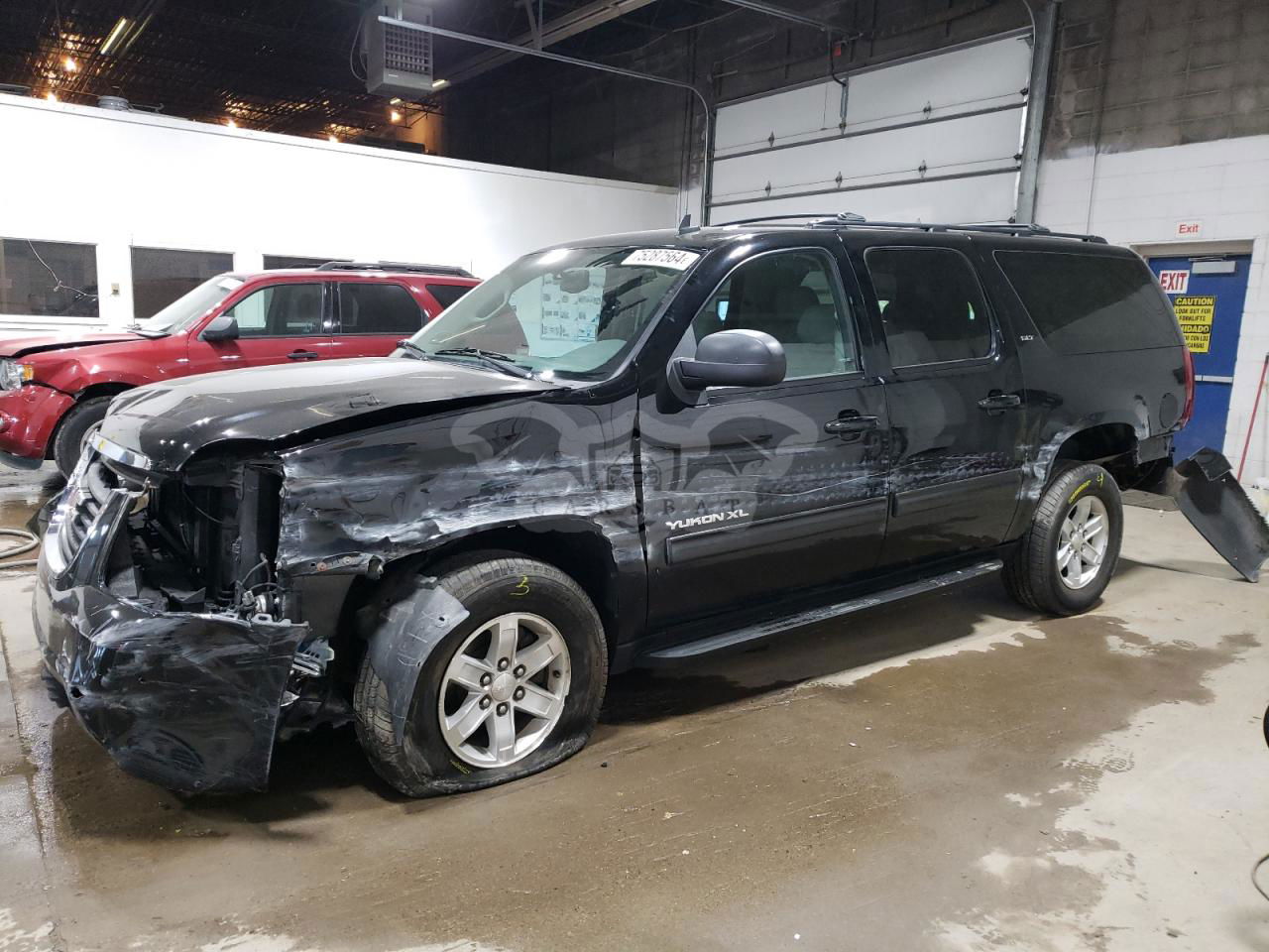 GMC Yukon K1500 SLT 5.3L  8 2014
