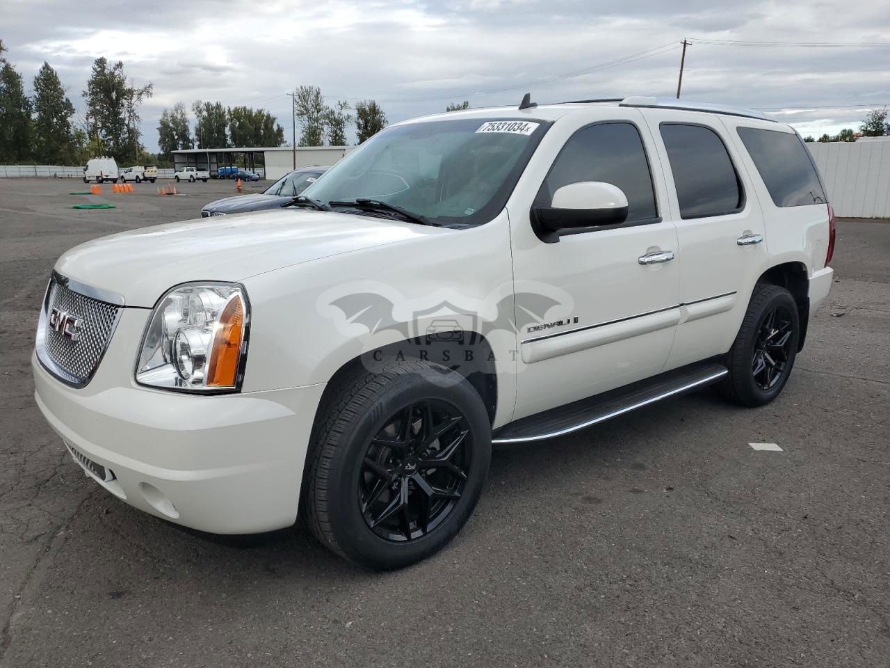 GMC Yukon DENALI 6.2L  8 2008