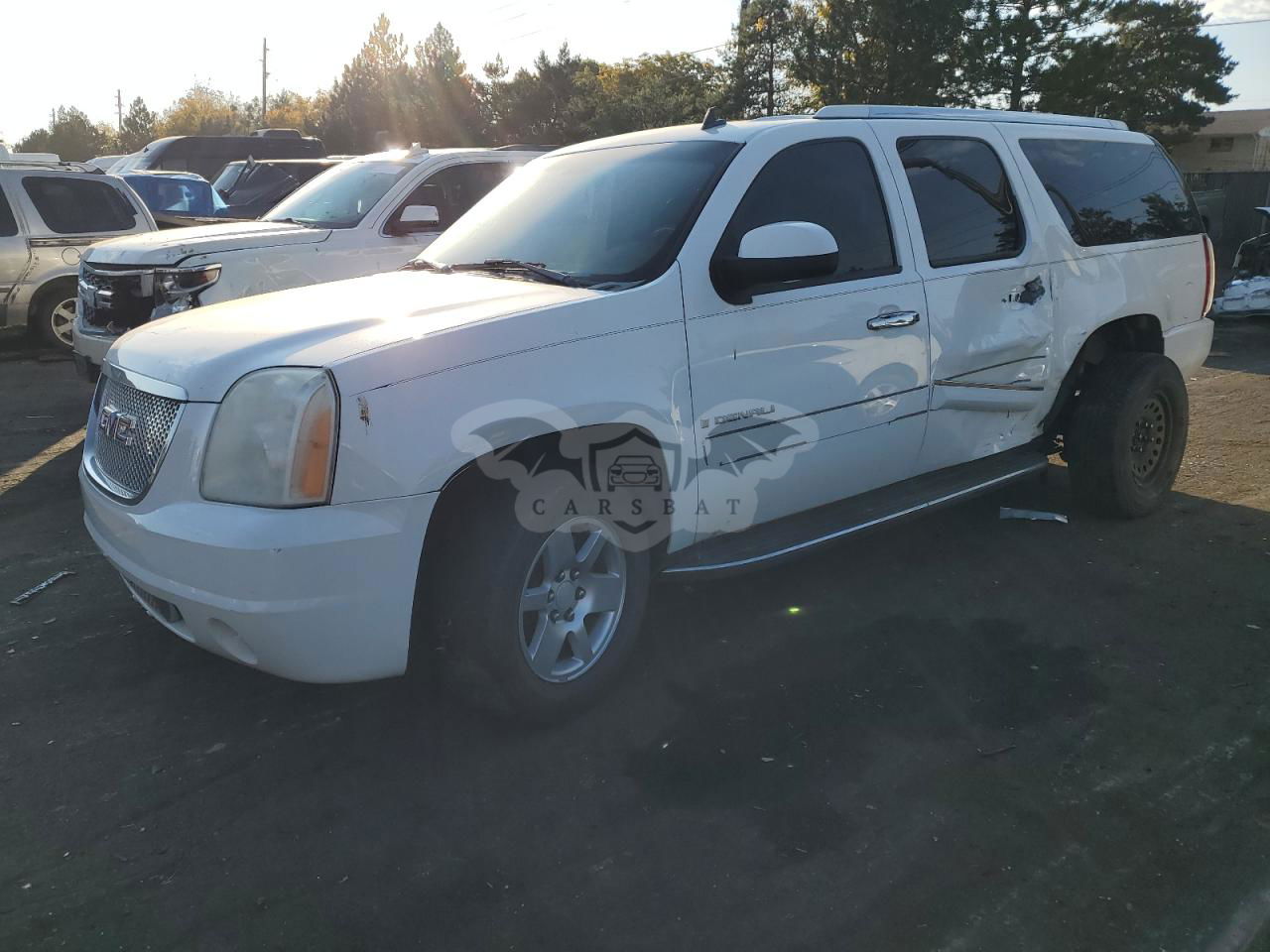 GMC Yukon DENALI 6.2L  8 2008