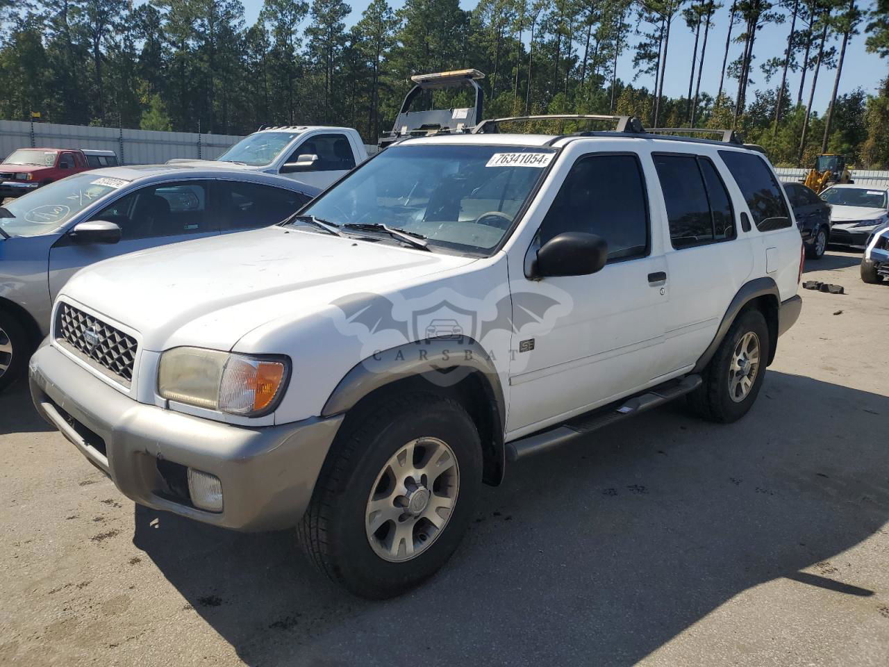 Nissan Pathfinder LE 3.3L  6 1999