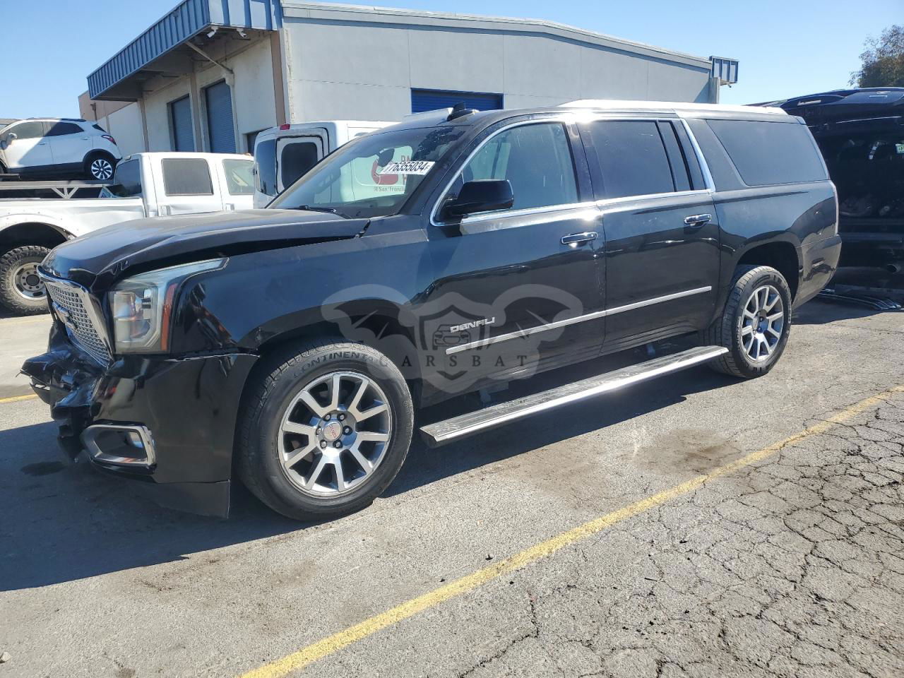GMC Yukon DENALI 6.2L  8 2016