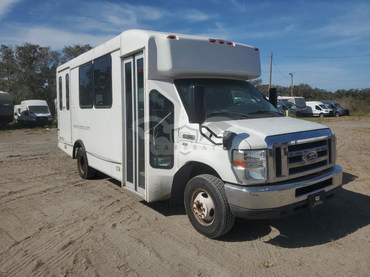 Ford Econoline E350 SUPER DUTY CUTAWAY VAN 5.4L  8 2013