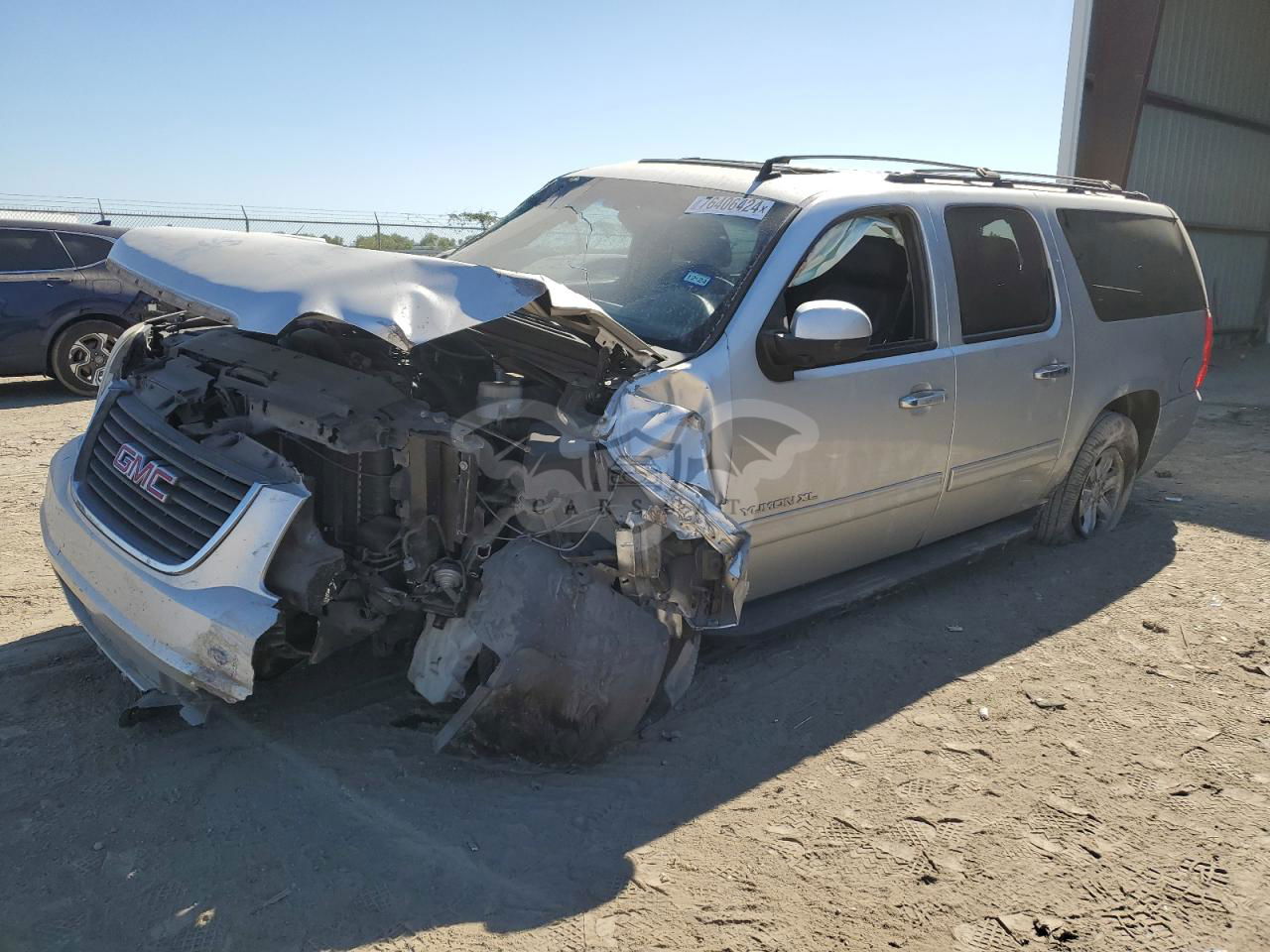 GMC Yukon C1500 SLT 5.3L  8 2013