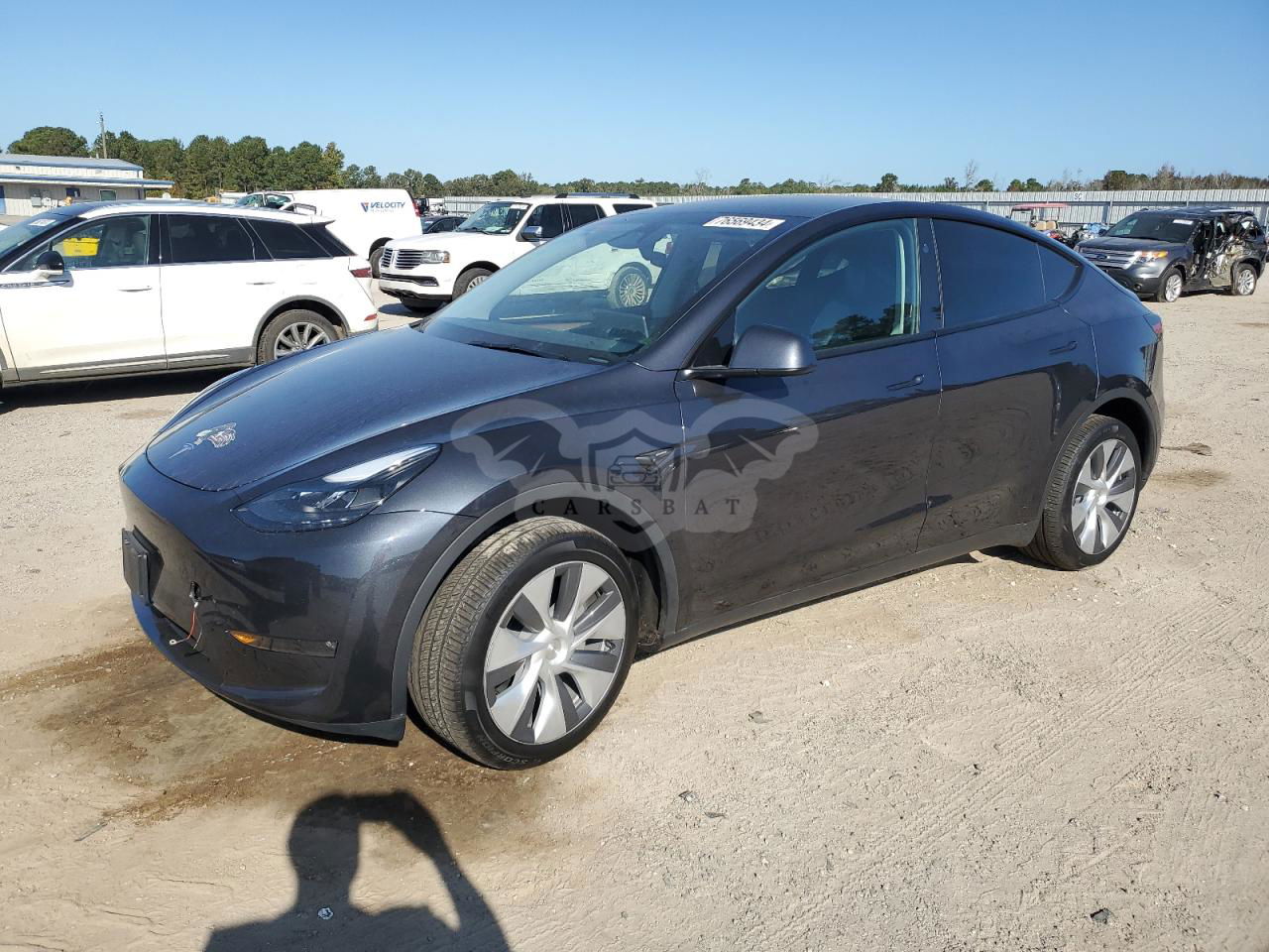 Tesla Model Y 2024