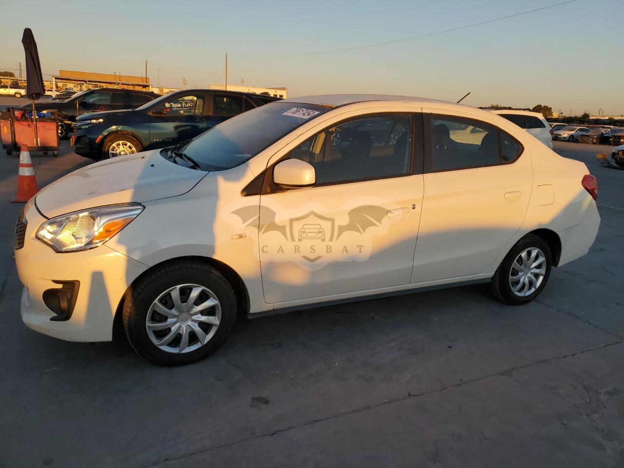 Mitsubishi Mirage G4 ES 1.2L  3 2020