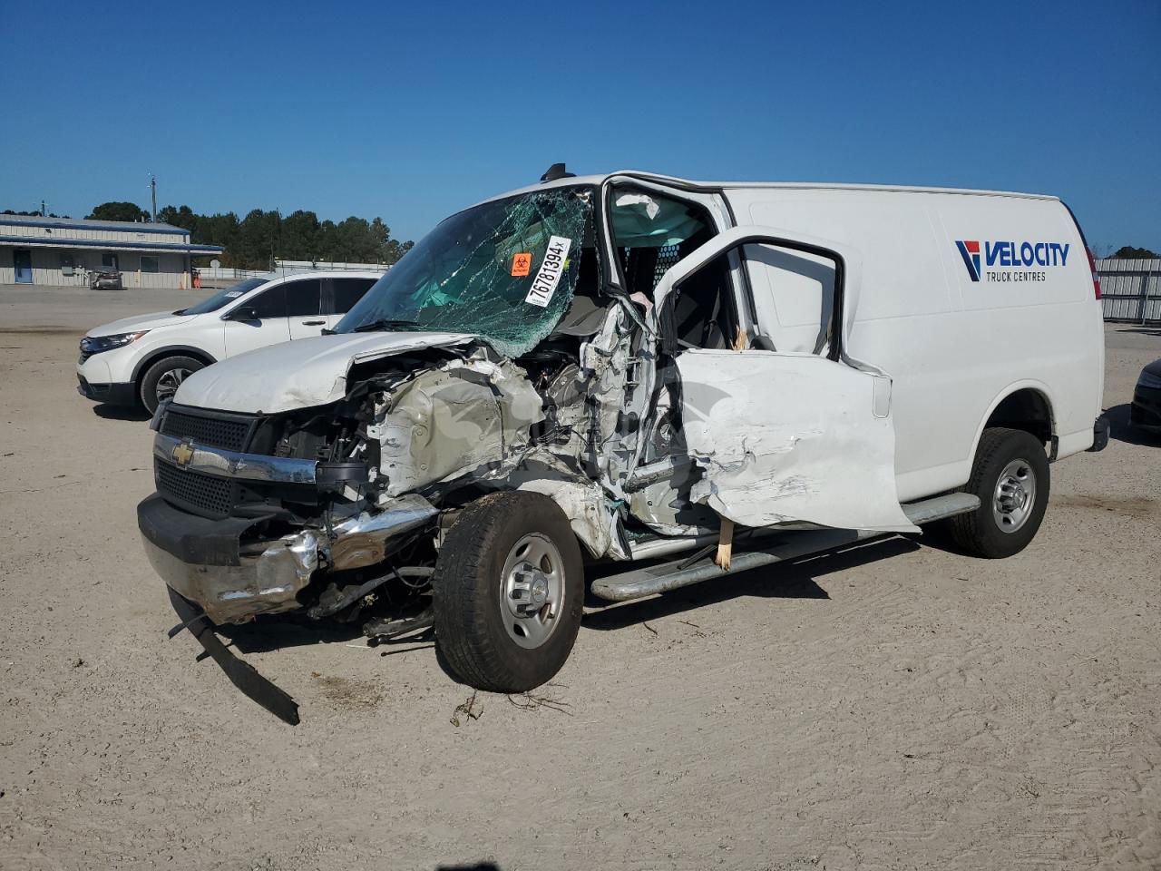 Chevrolet Express 6.6L  8 2021