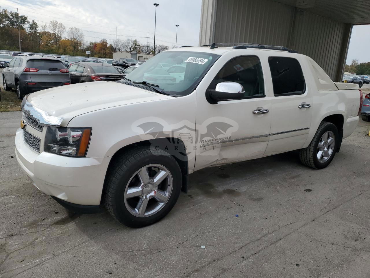Chevrolet Avalanche LTZ 5.3L  8 2012