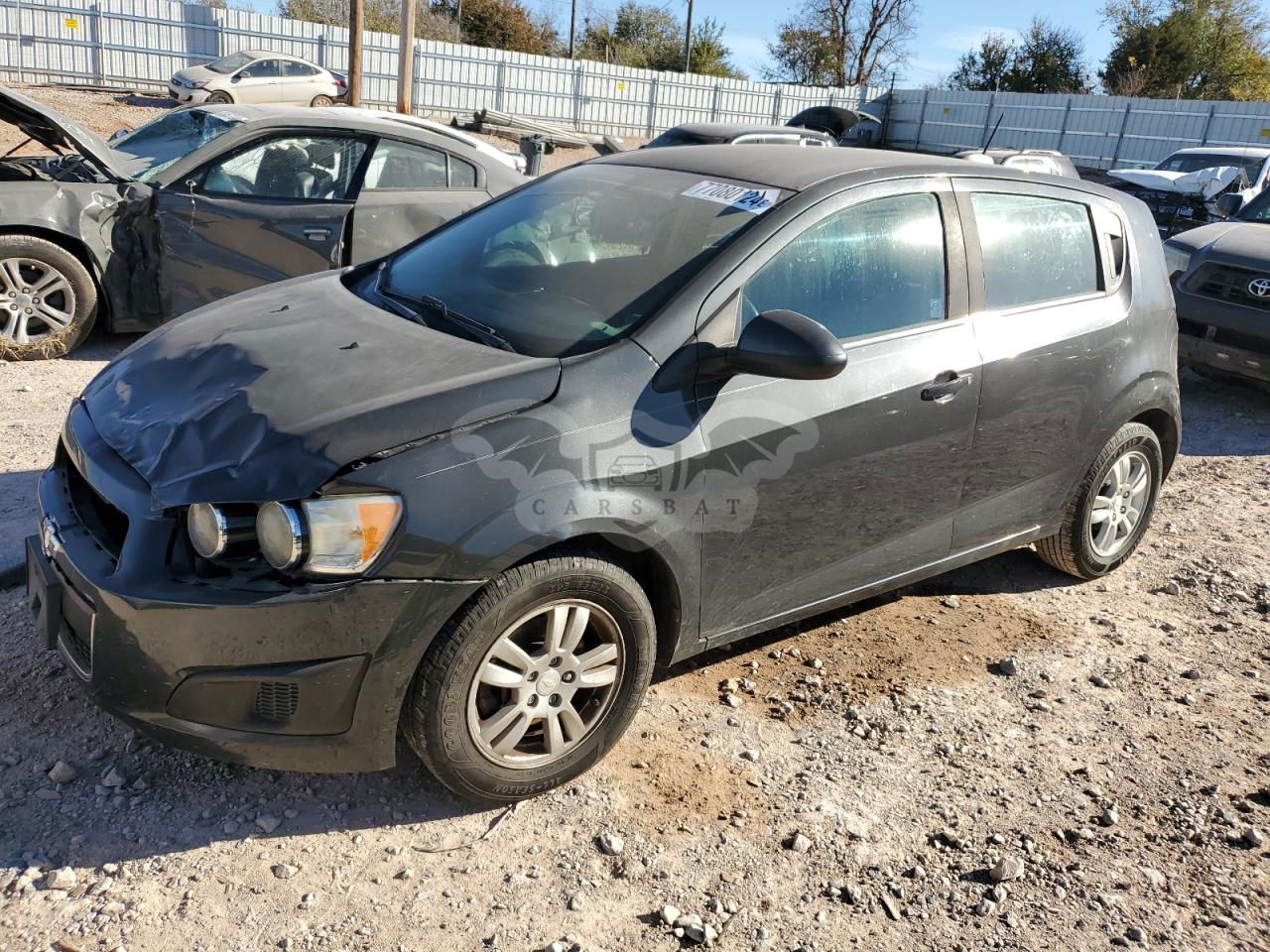 Chevrolet Aveo (Sonic) LT 1.8L  4 2015
