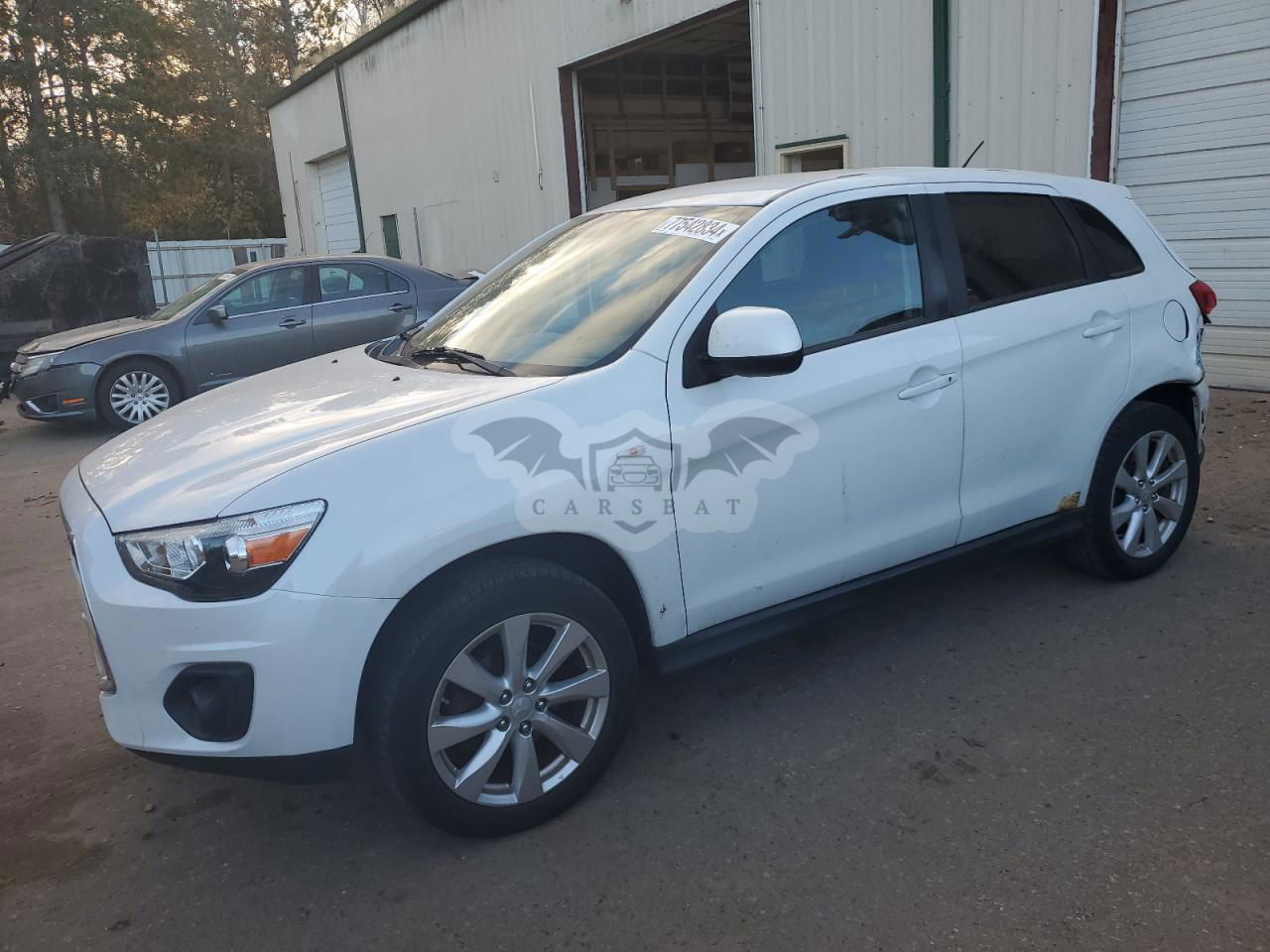 Mitsubishi Outlander ES 2.0L  4 2014