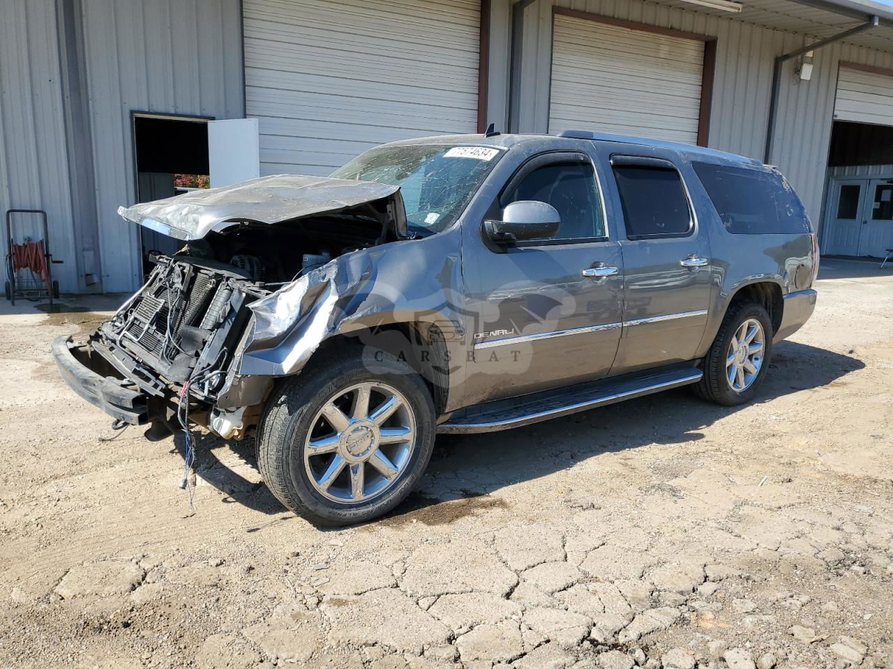 GMC Yukon DENALI 6.2L  8 2012