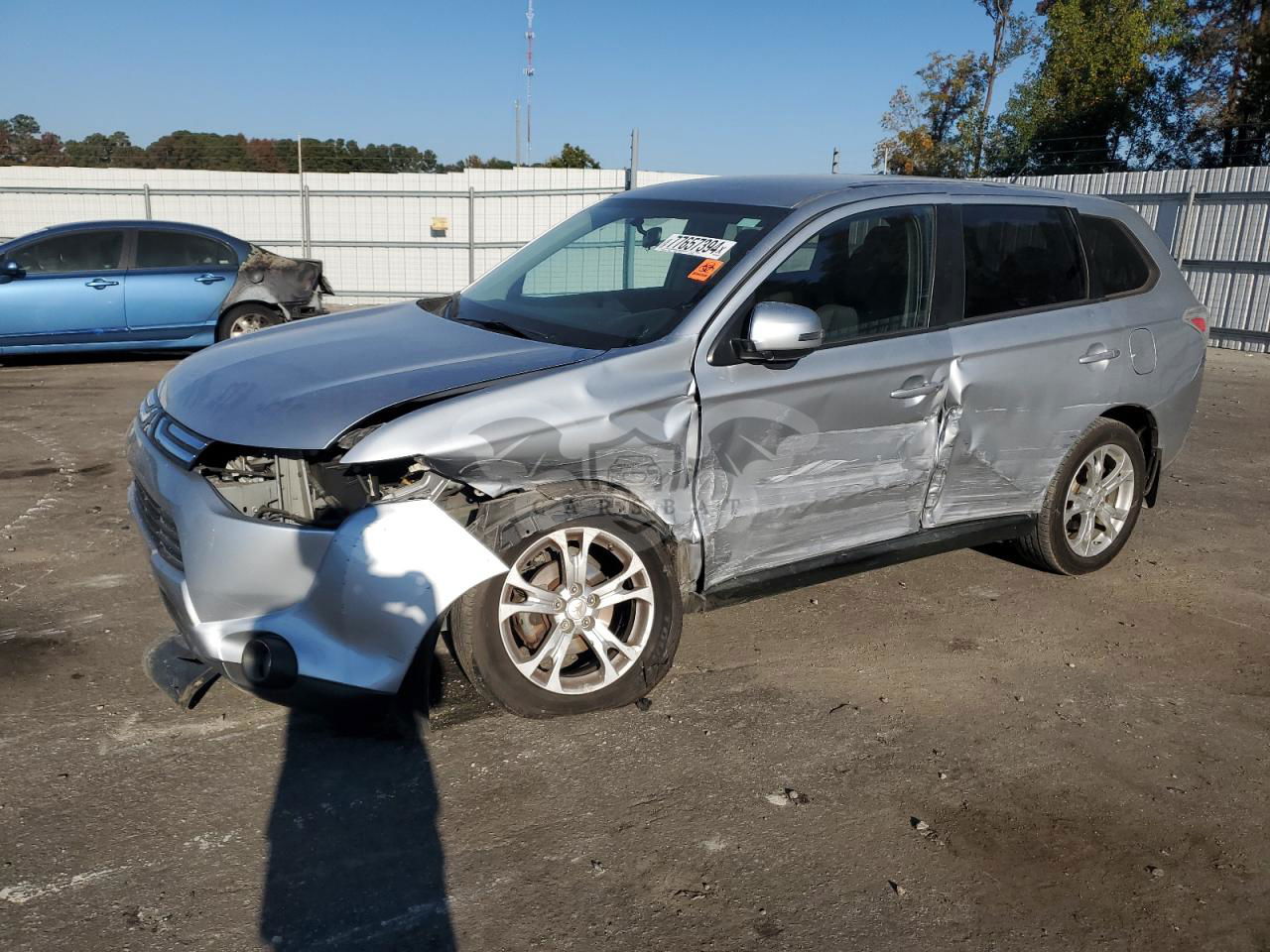 Mitsubishi Outlander SE 2.4L  4 2014