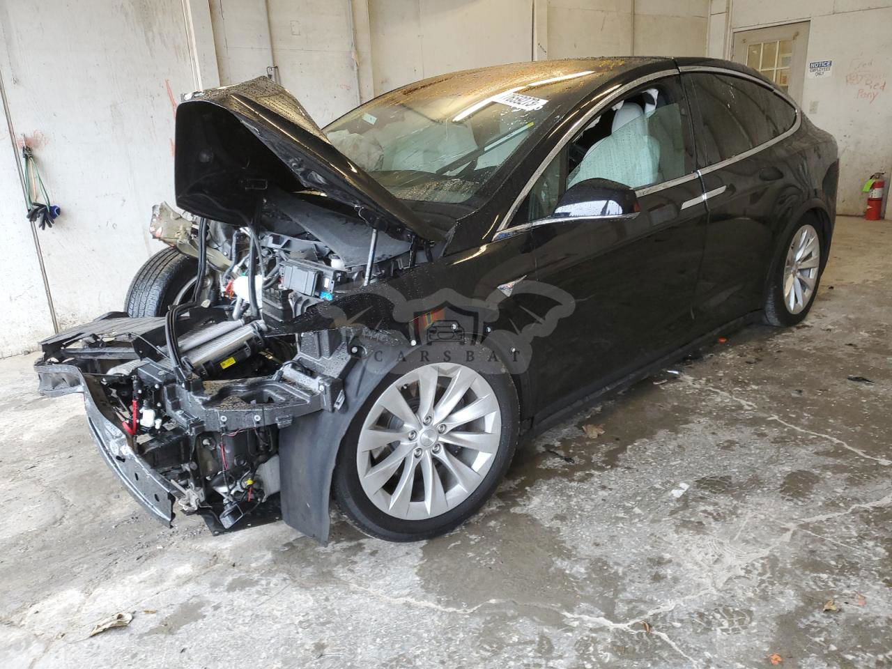 Tesla Model X 2021