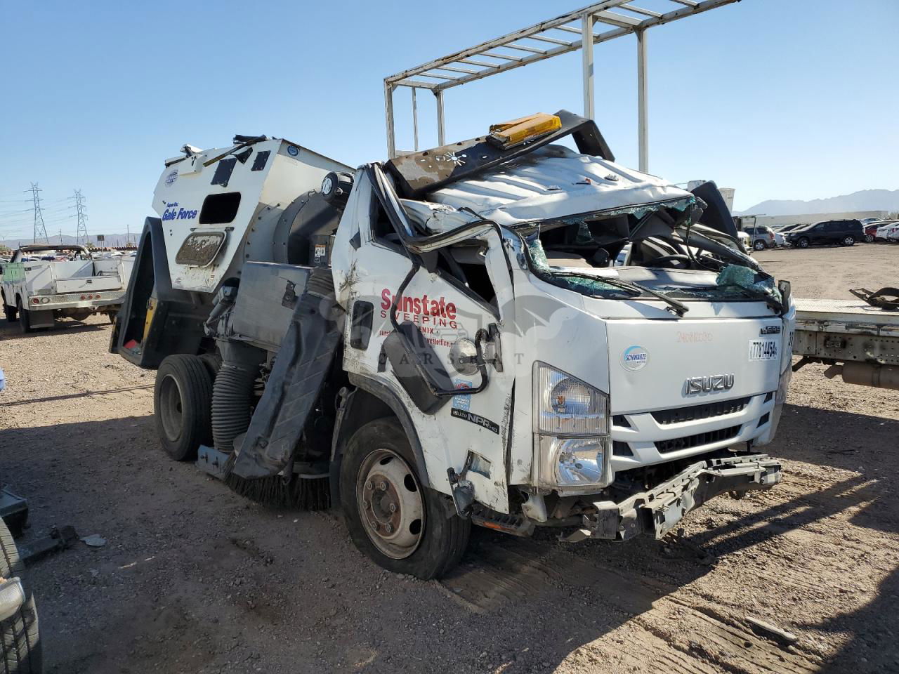 Isuzu NPR 6.6L  8 2021