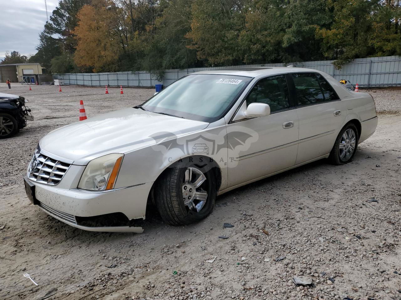 Cadillac DTS PLATINUM 4.6L  8 2010
