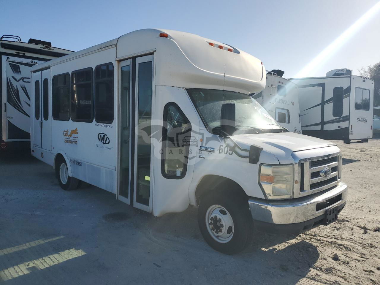 Ford Econoline E350 SUPER DUTY CUTAWAY VAN 5.4L  8 2013
