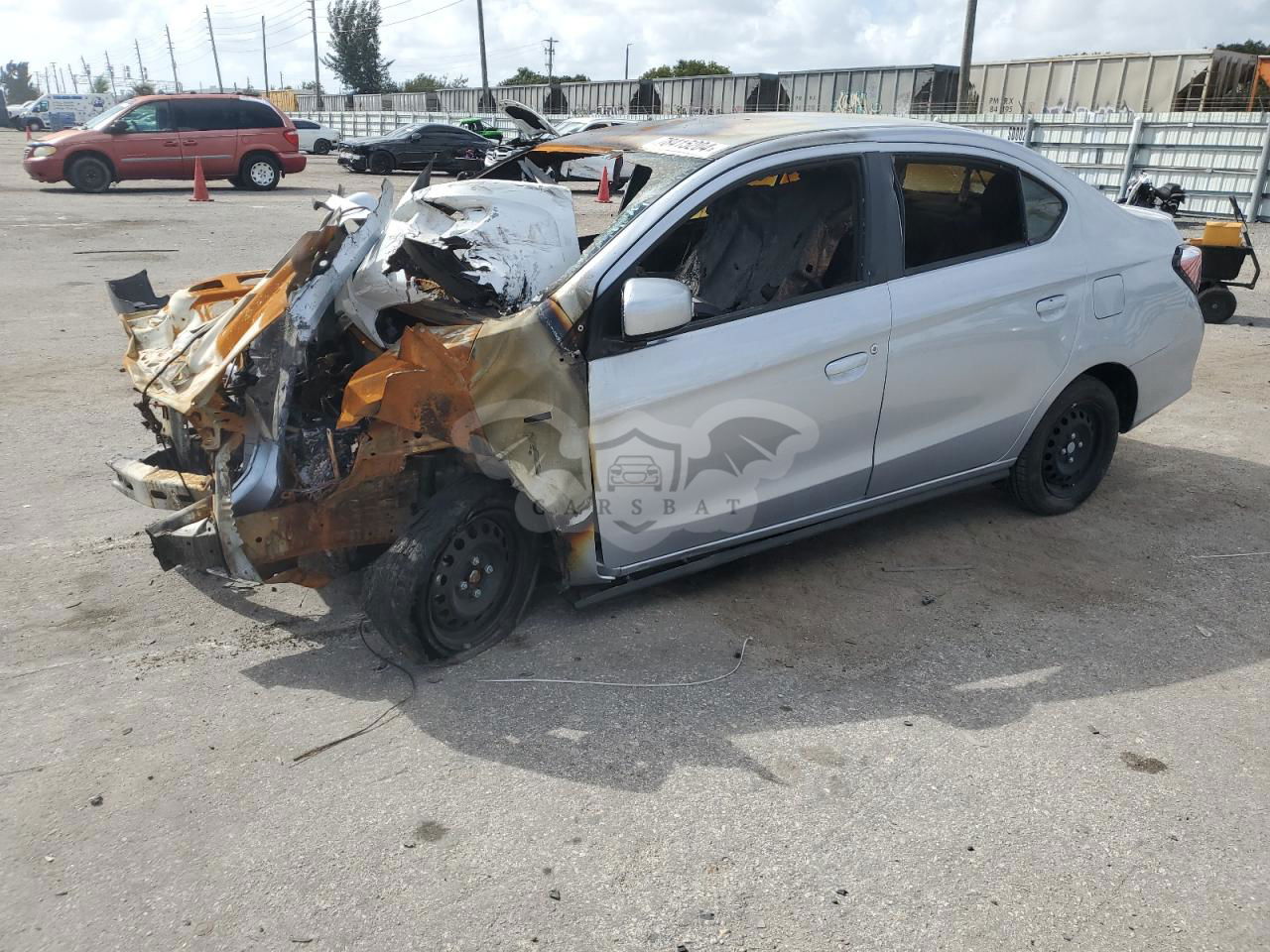 Mitsubishi Mirage G4 ES 1.2L  3 2024