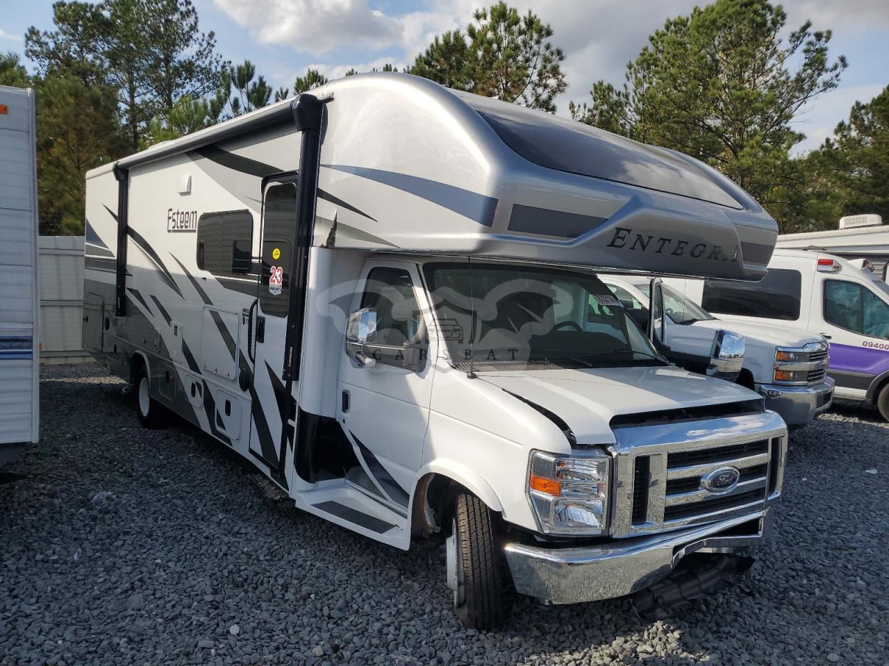 Ford Econoline E450 SUPER DUTY CUTAWAY VAN 7.3L  8 2025