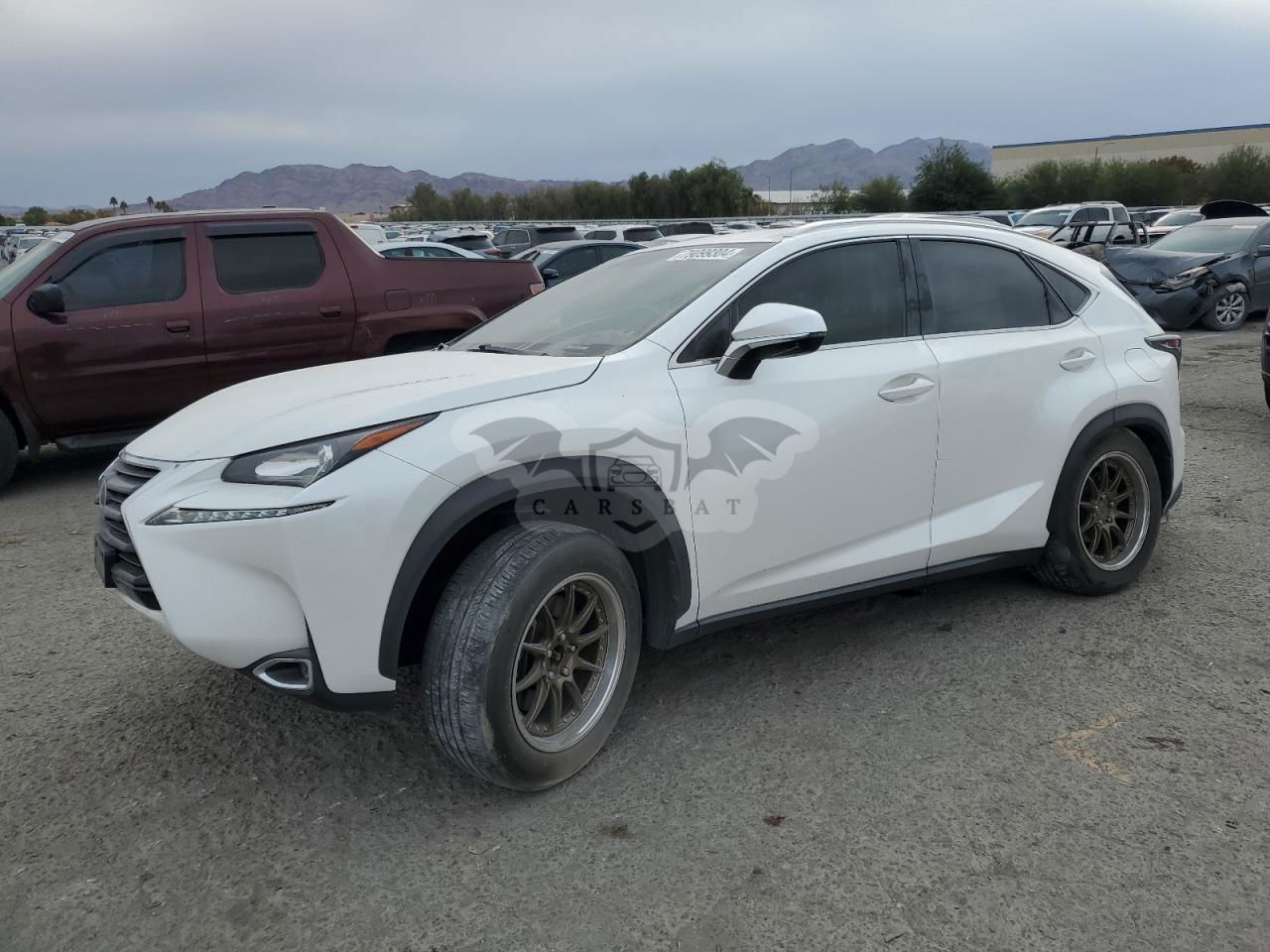 Lexus NX 200T BASE 2.0L  4 2017