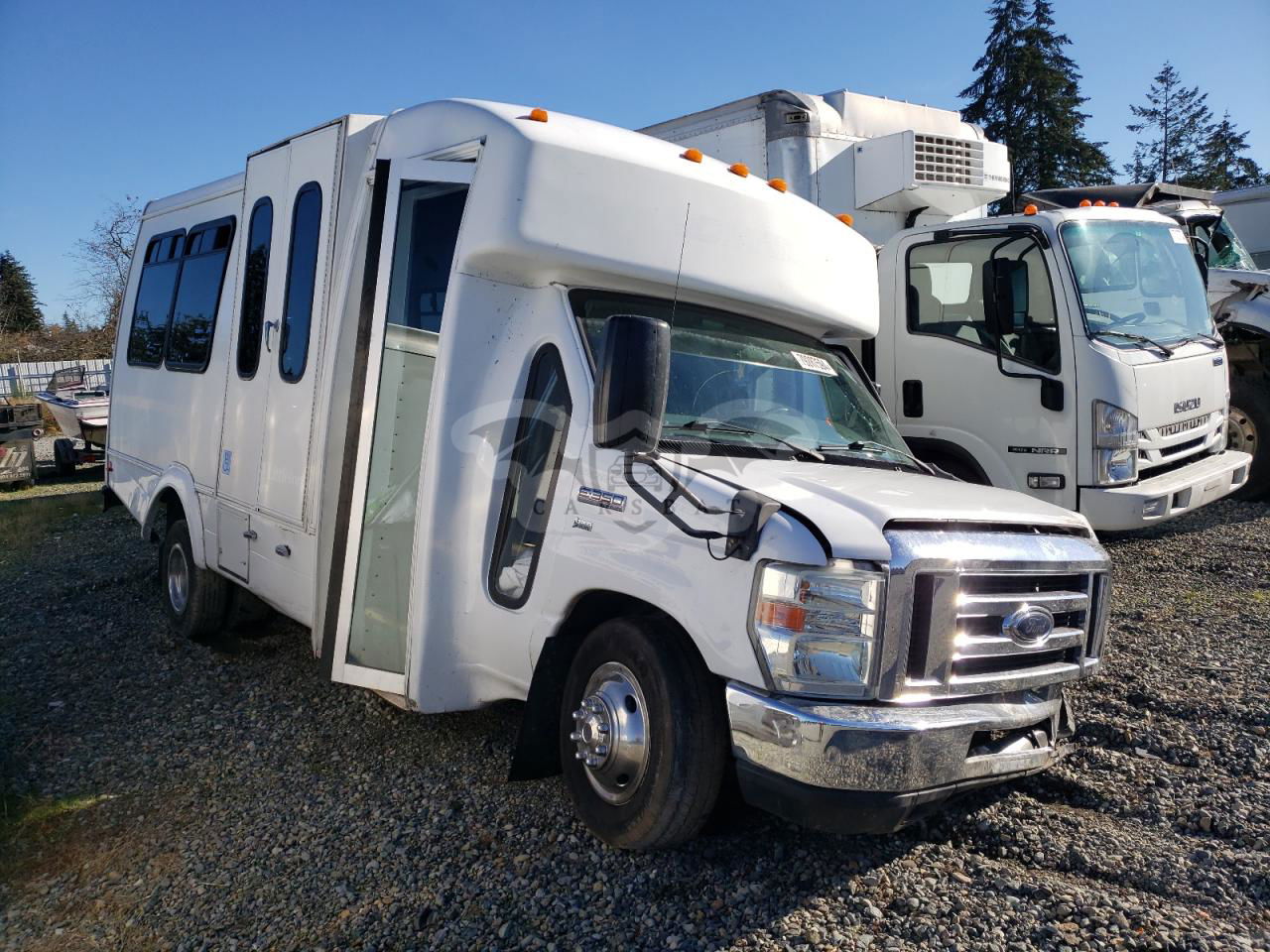 Ford Econoline E350 SUPER DUTY CUTAWAY VAN 5.4L  8 2013