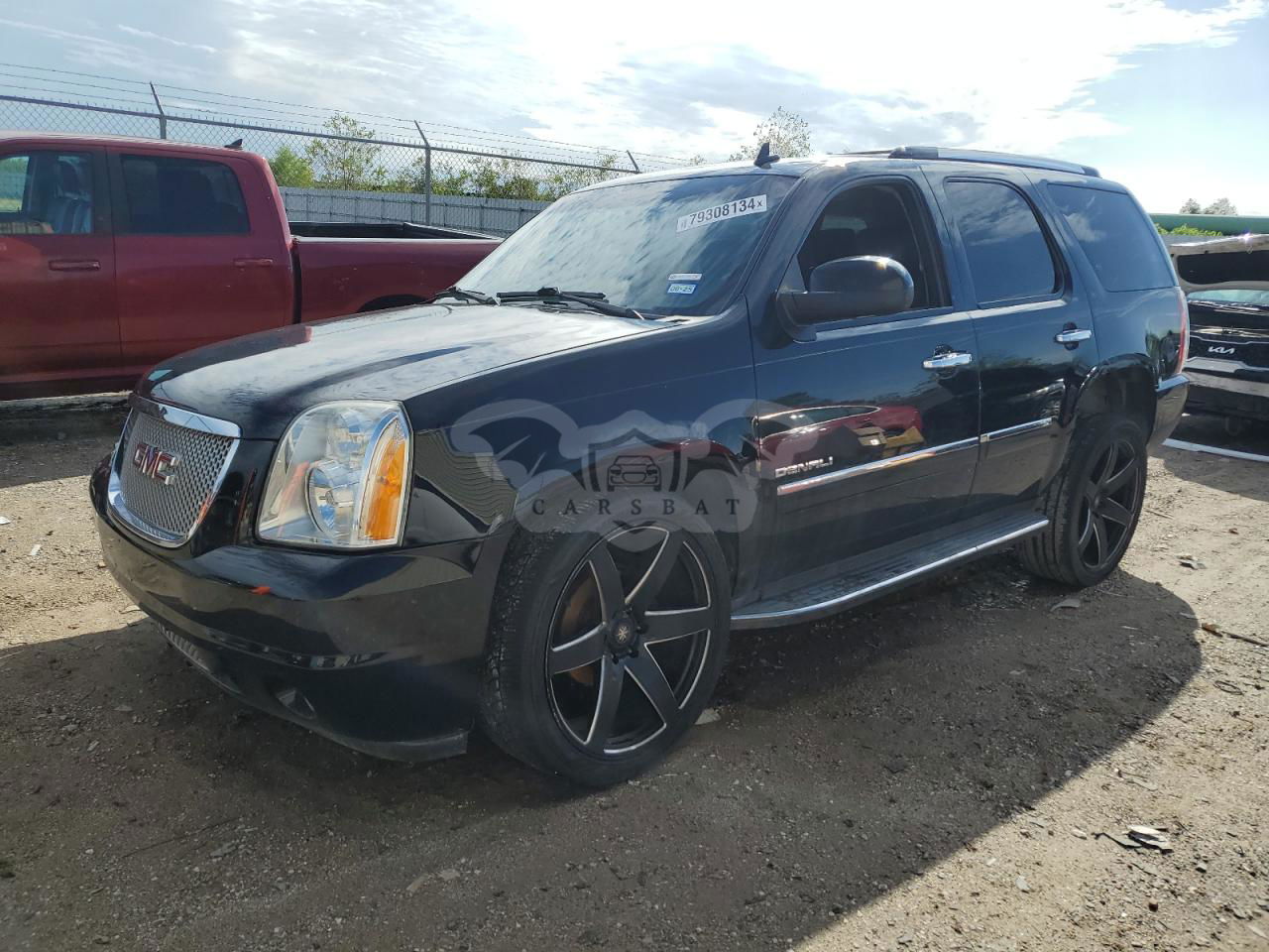 GMC Yukon DENALI 6.2L  8 2014