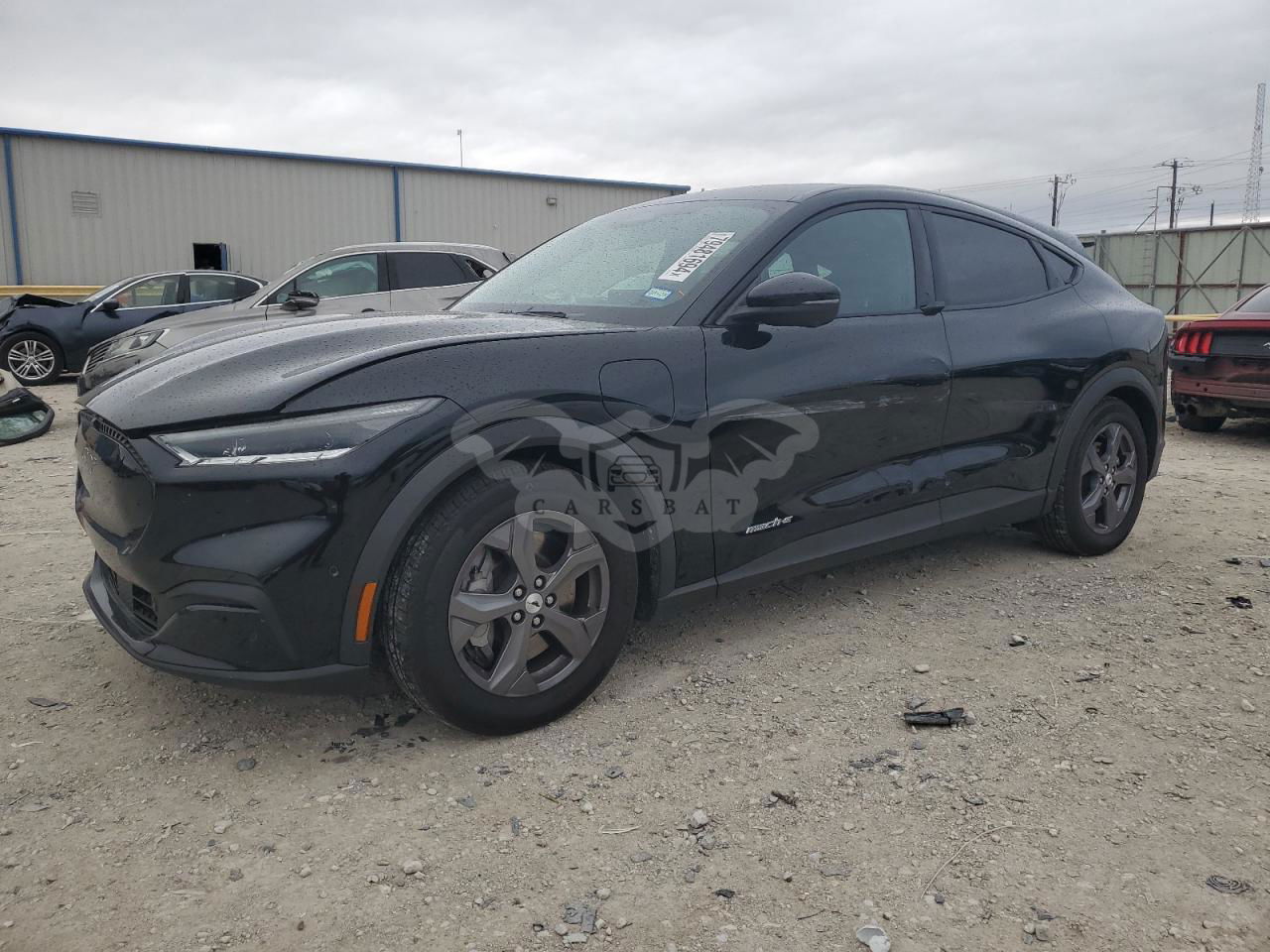 Ford Mustang Mach-E SELECT 2023