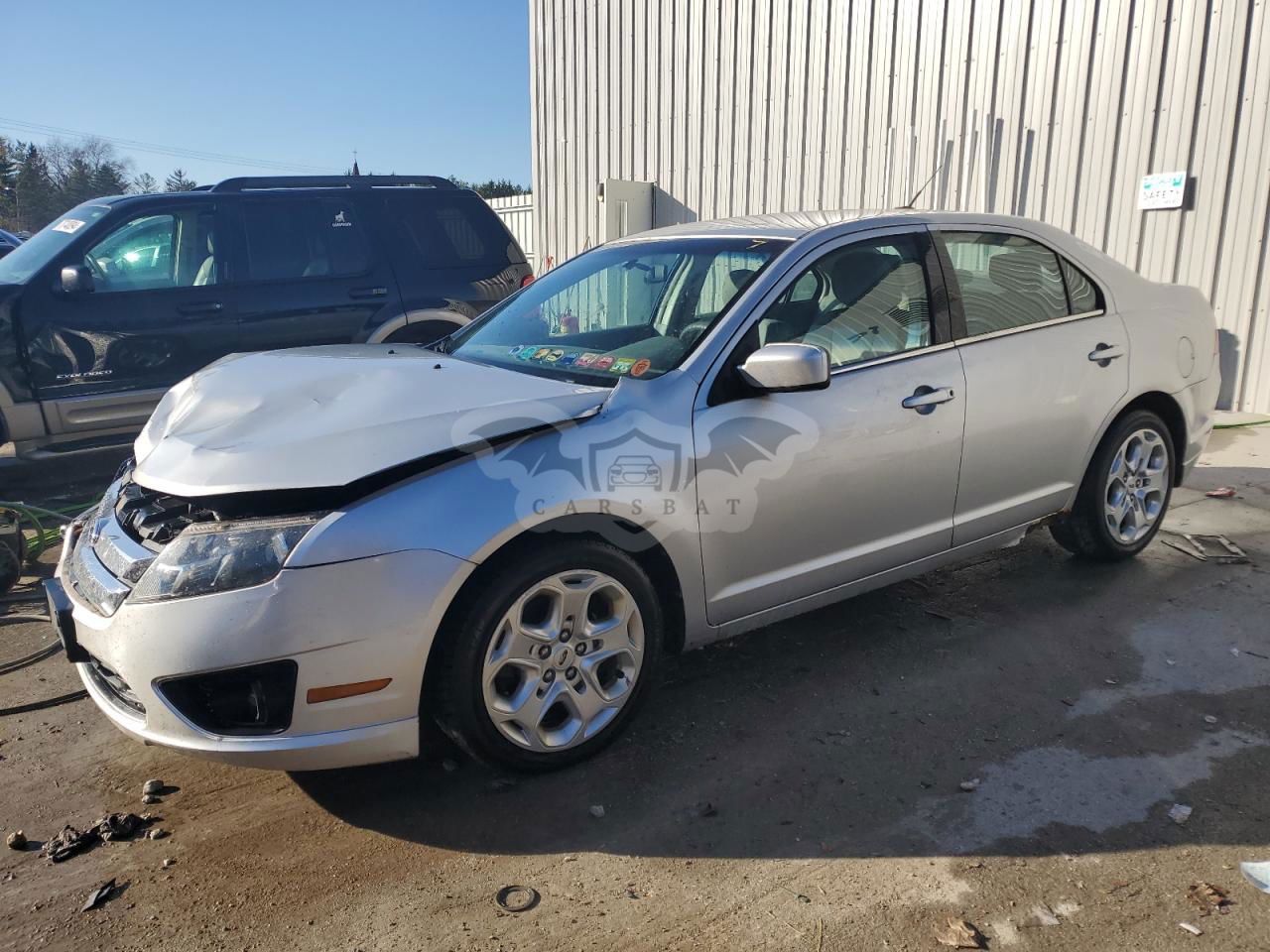 Ford Fusion SE 2.5L  4 2011