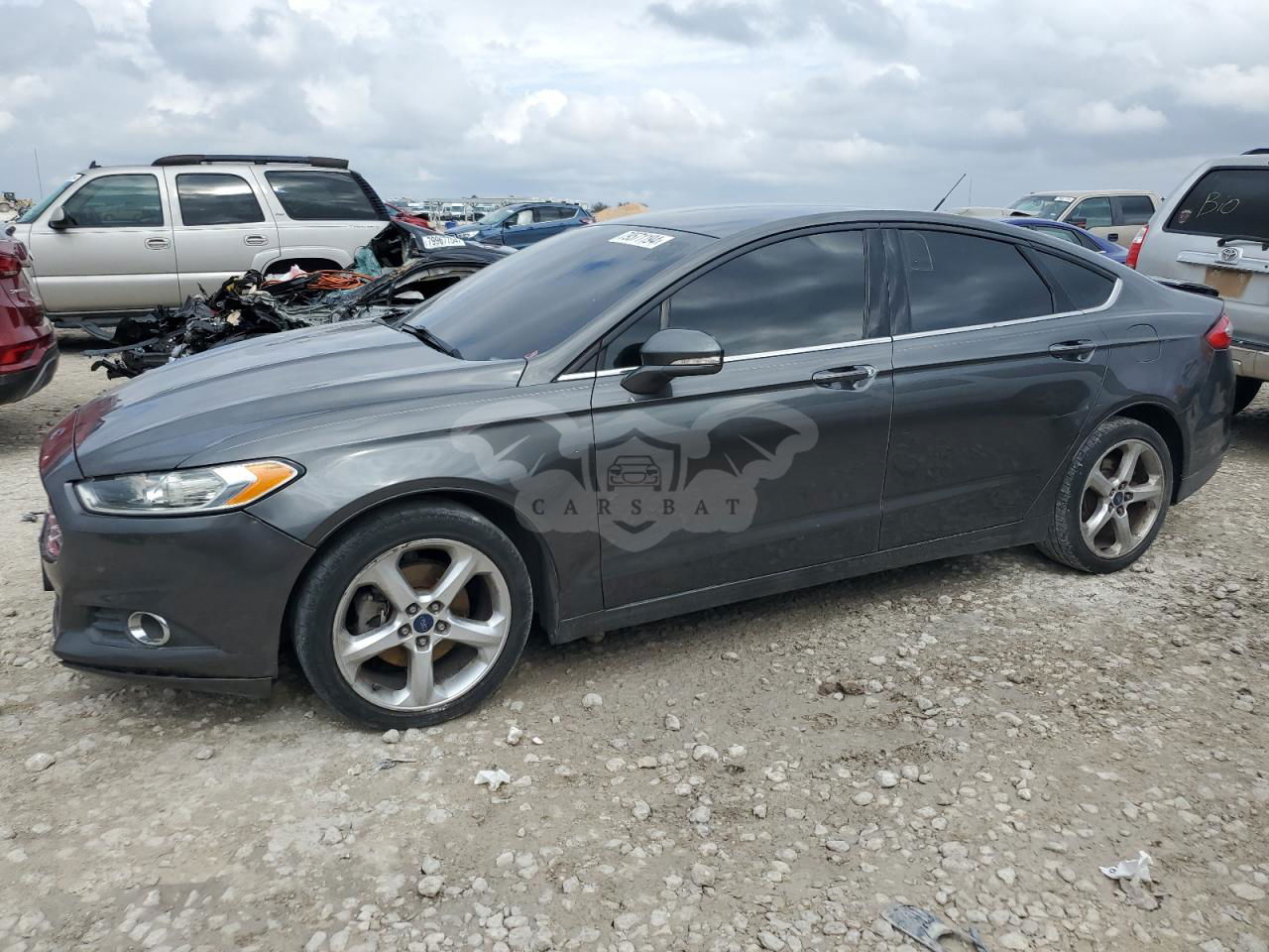 Ford Fusion SE 2.0L  4 2016