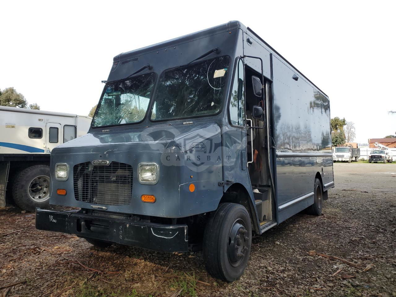 Freightliner Business Class M2 M LINE WALK-IN VAN 6.0L  8 2020
