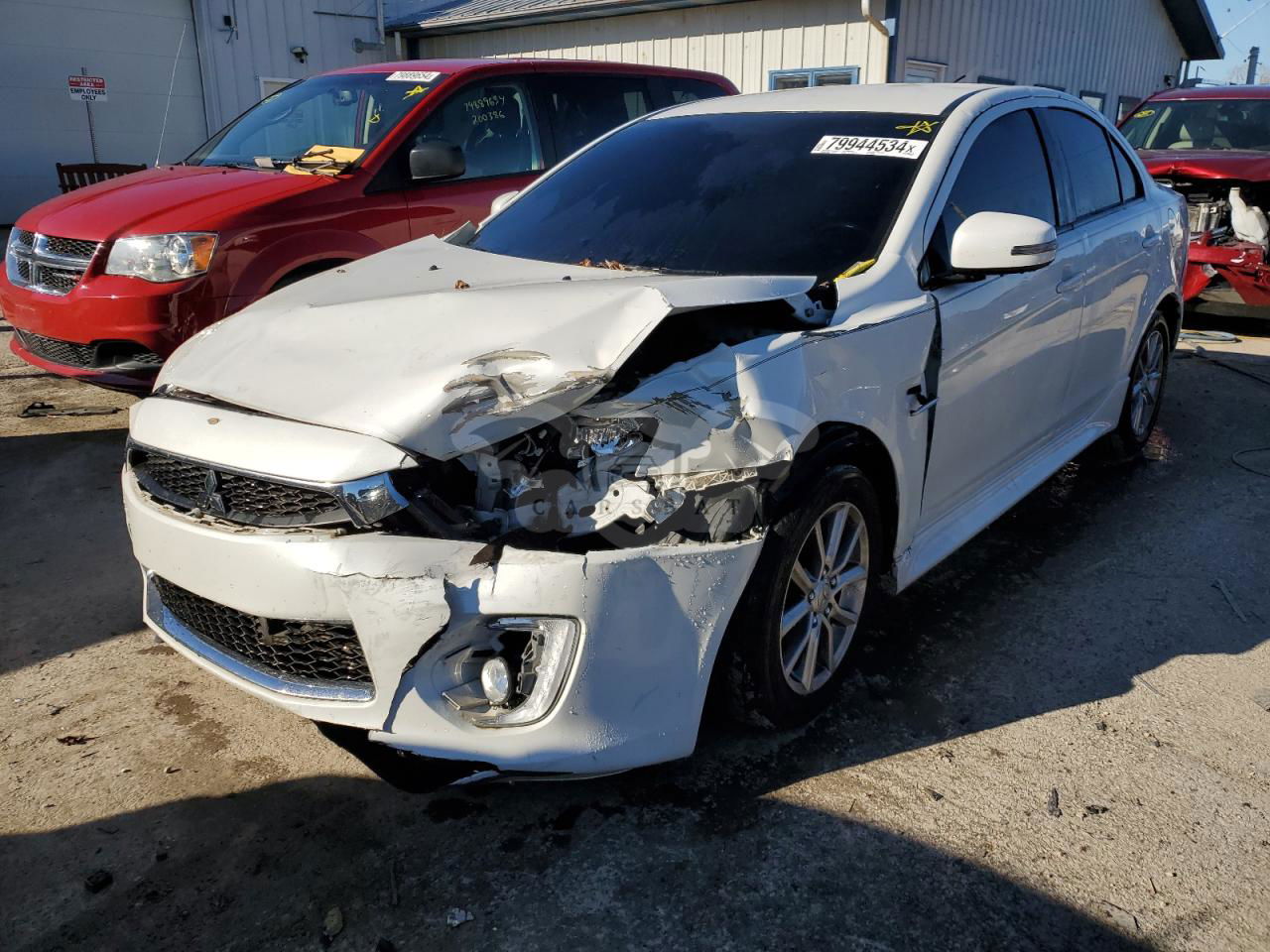 Mitsubishi Lancer ES 2.0L  4 2016