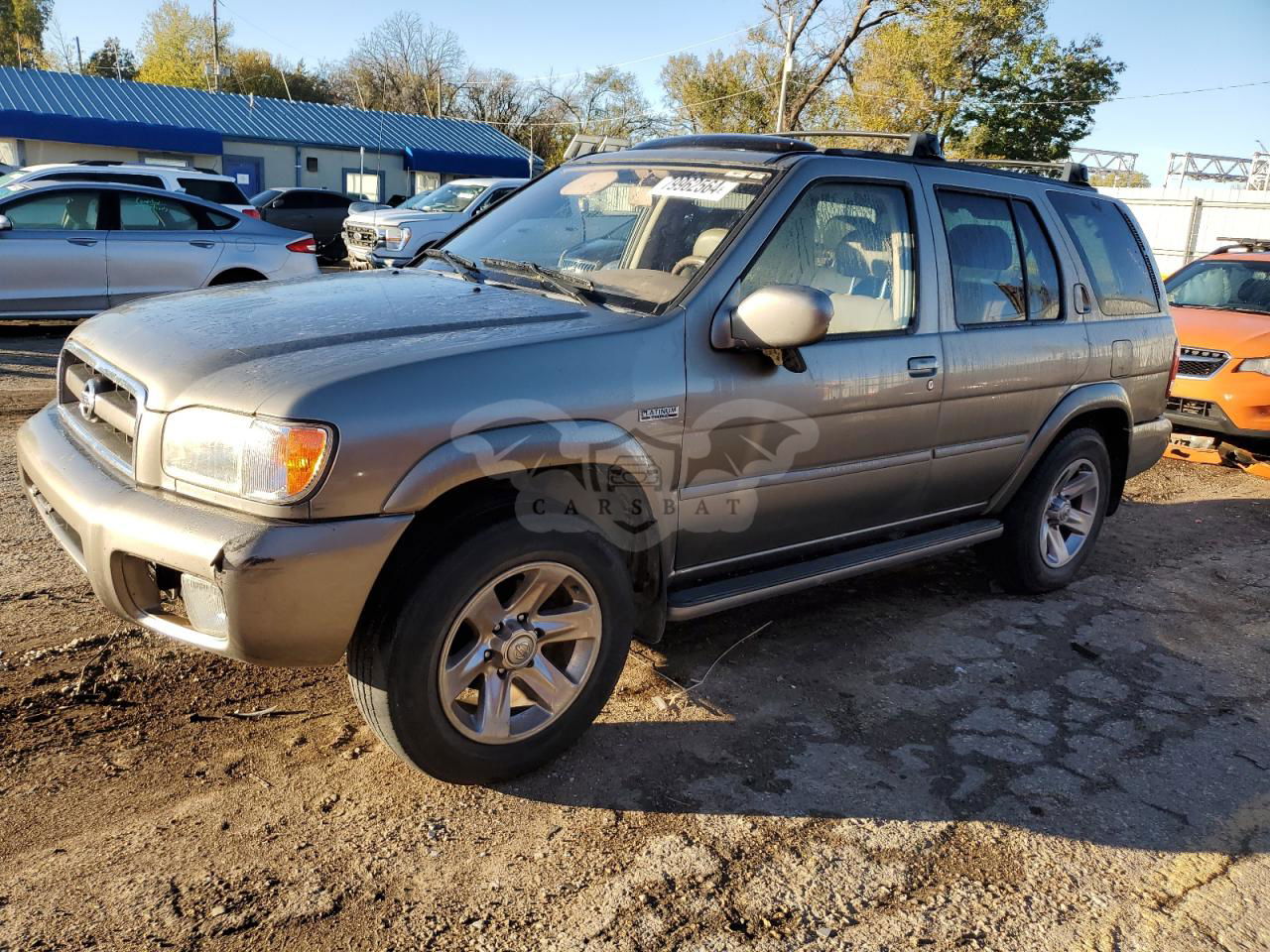 Nissan Pathfinder LE 3.5L  6 2004