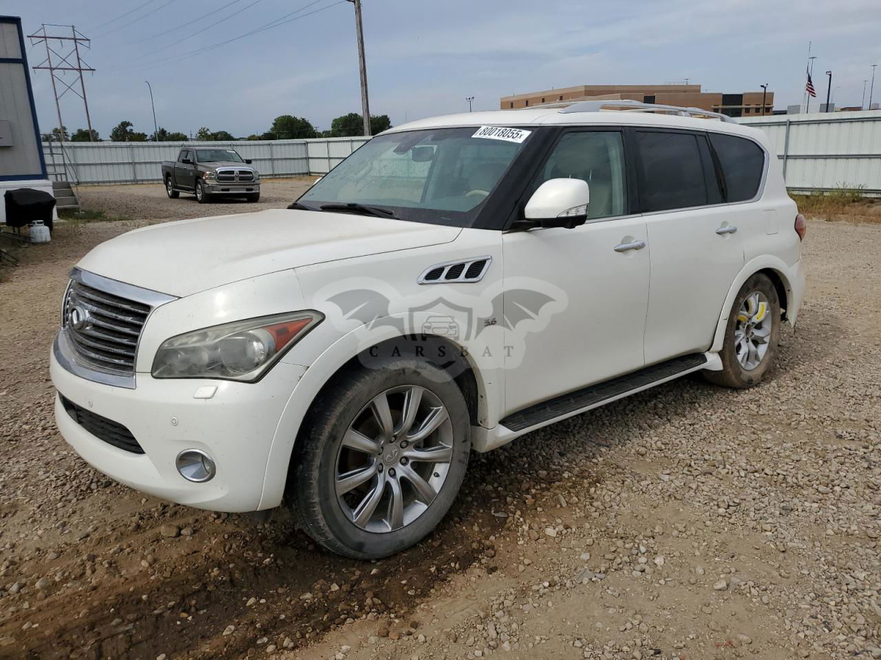 Infiniti QX80 5.6L  8 2014