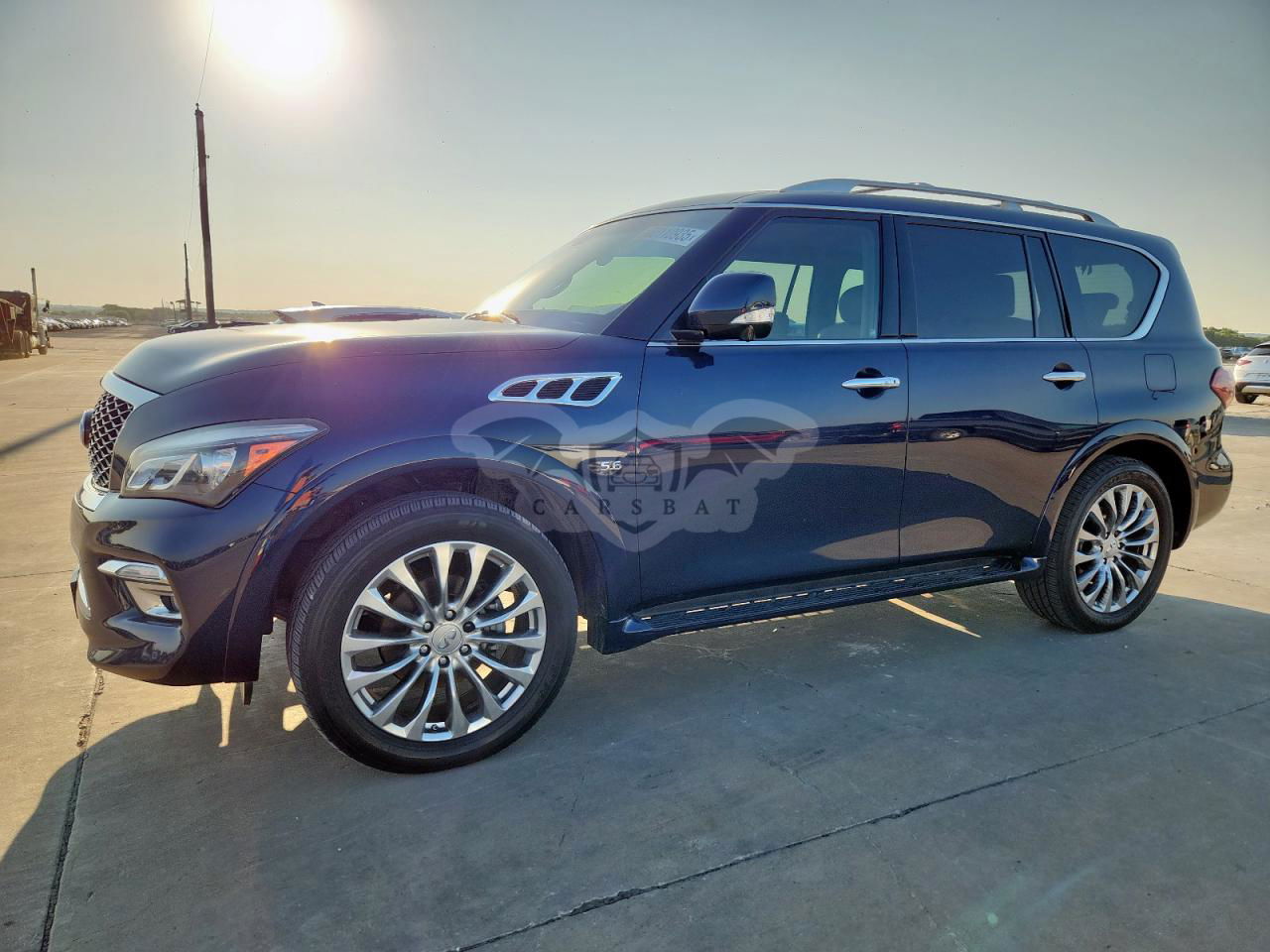 Infiniti QX80 5.6L  8 2015